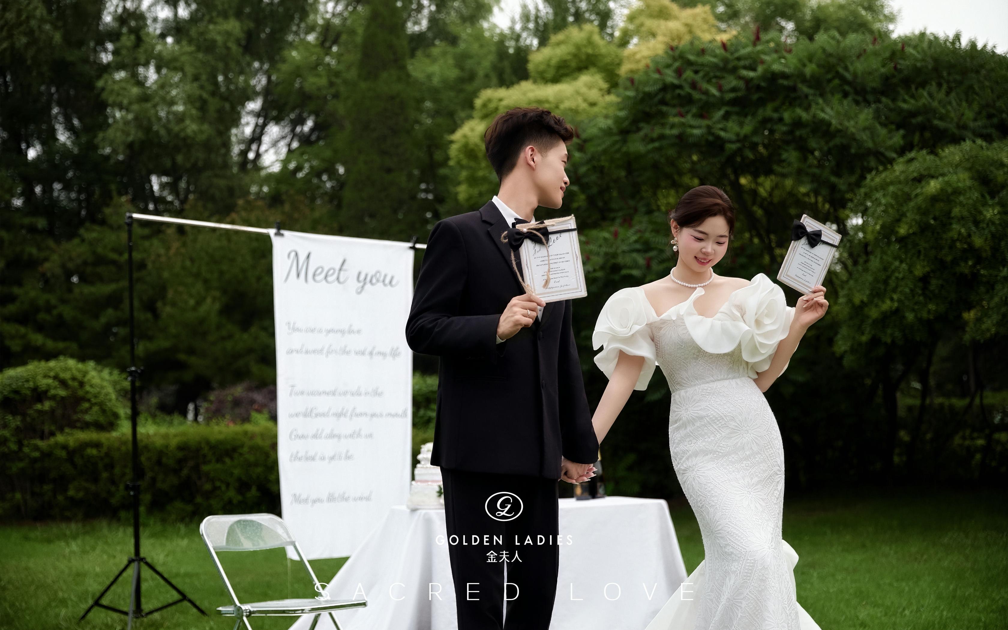 年輕人專(zhuān)屬草坪婚禮儀式感，氧氣感拉滿??