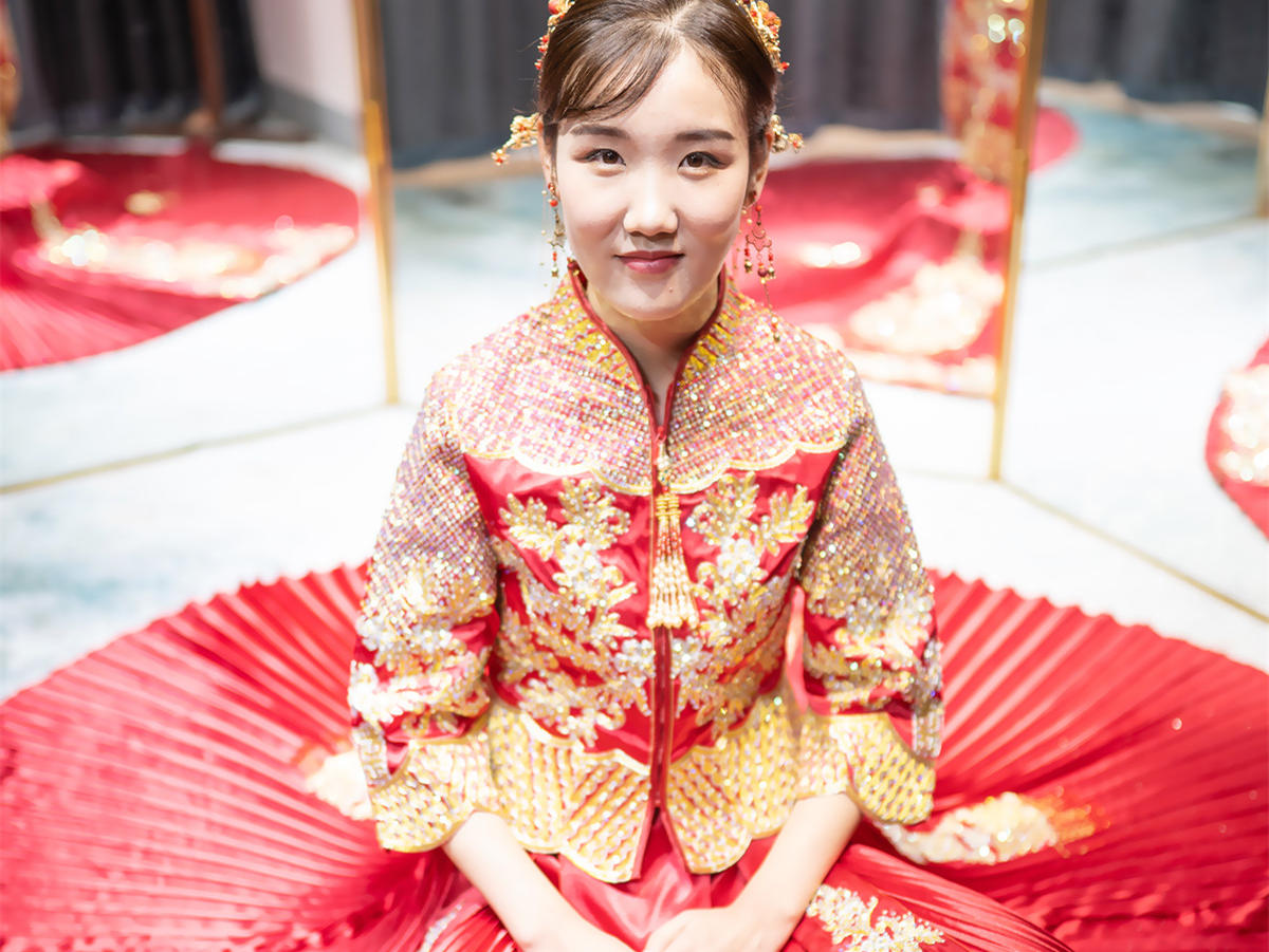 女王气质款主纱婚纱 套餐