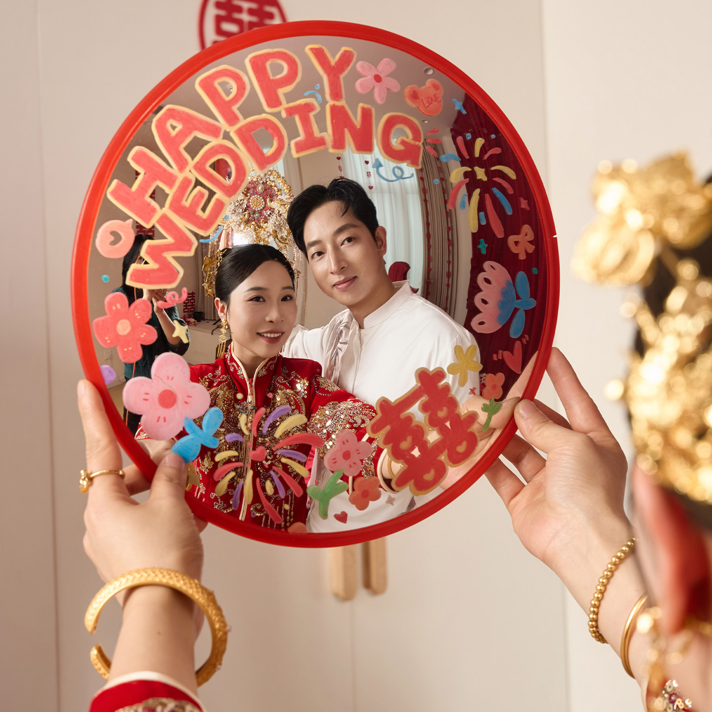 结婚搞怪哈哈镜 凹凸镜面婚礼拍照摆件道具