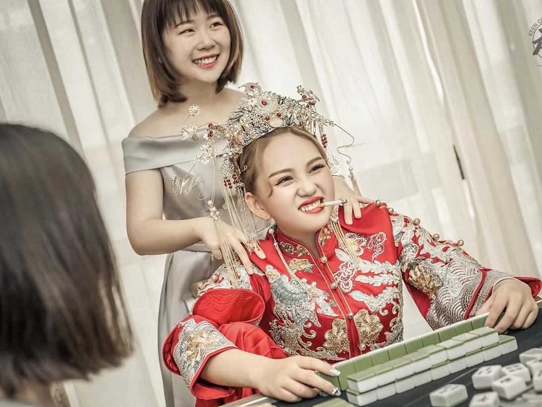 凯瑟琳婚纱礼服化妆造型总监老师 全程跟妆