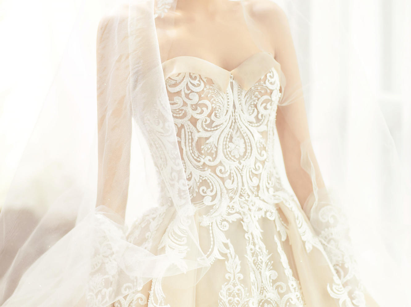 《特惠套餐》秀禾服主婚纱敬酒服＋件伴娘服