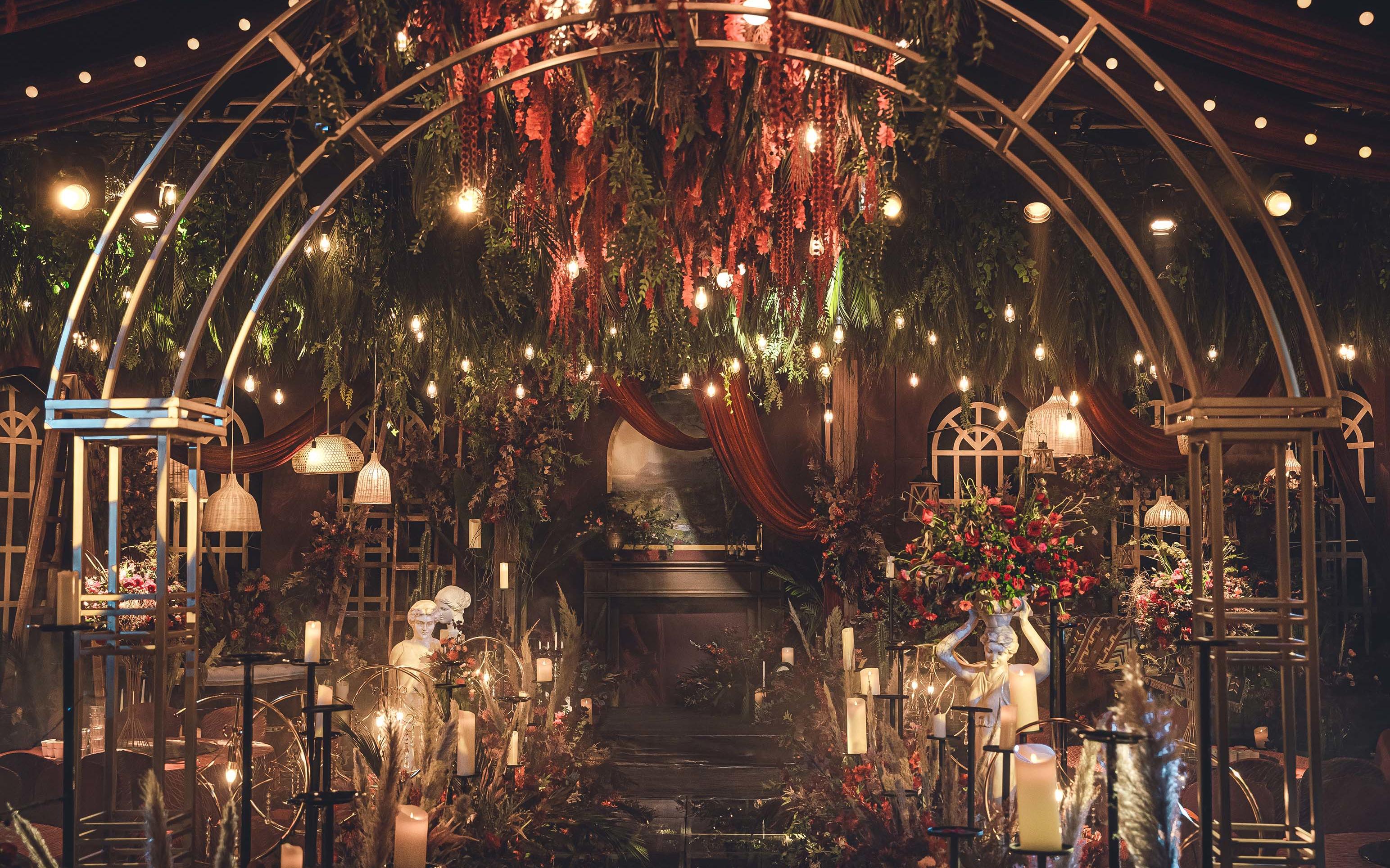 「Victoria in the manor」