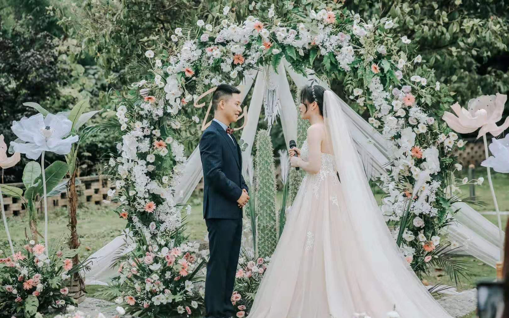 山林间的小清新 户外婚礼