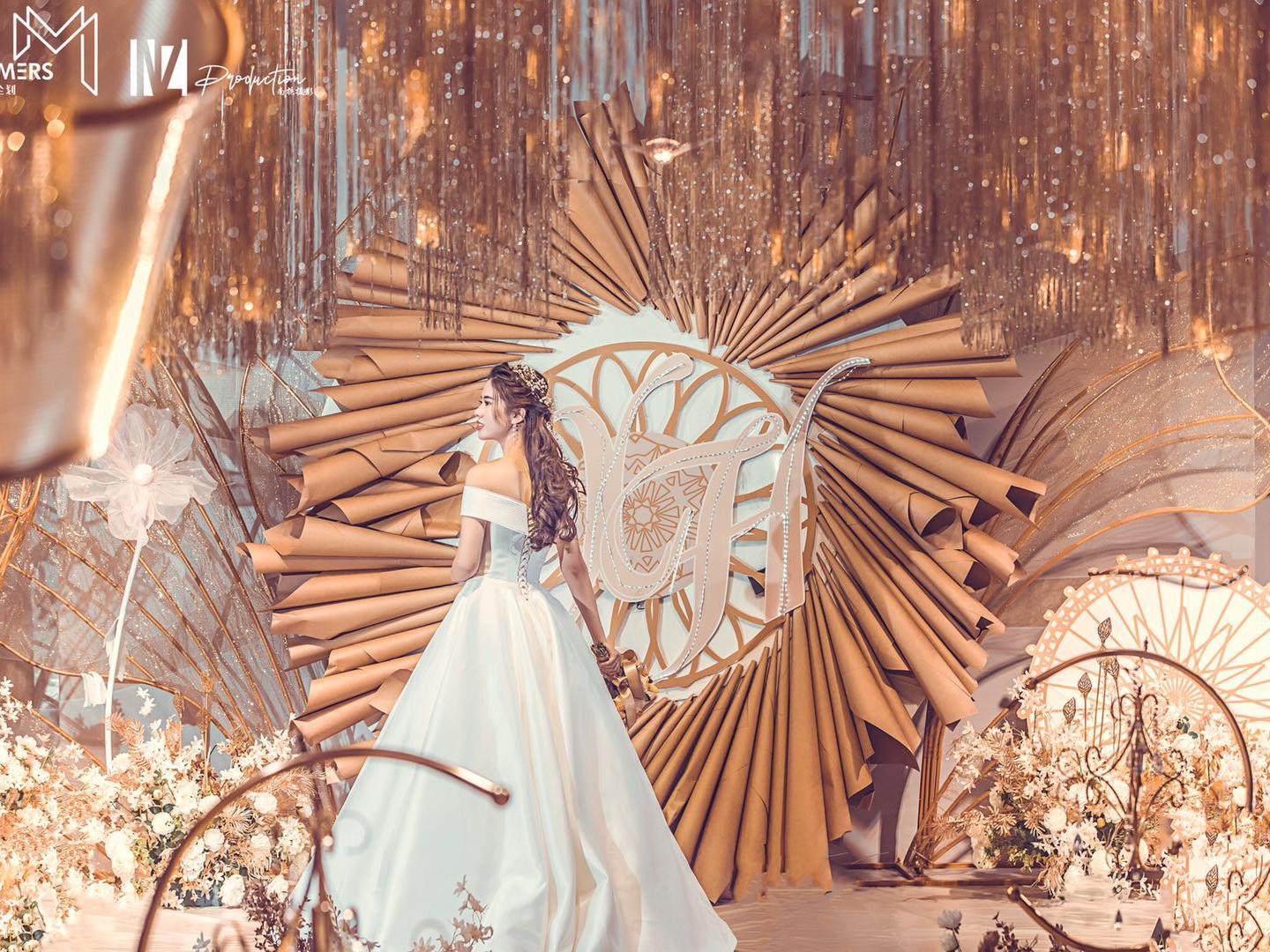 余生与你 灿若千阳 拥抱太阳的月亮