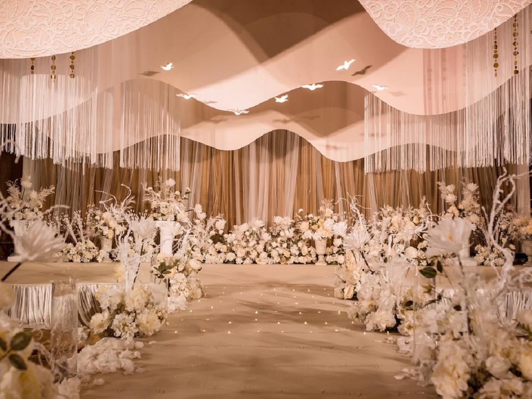 极其温柔的珍珠奶茶色     