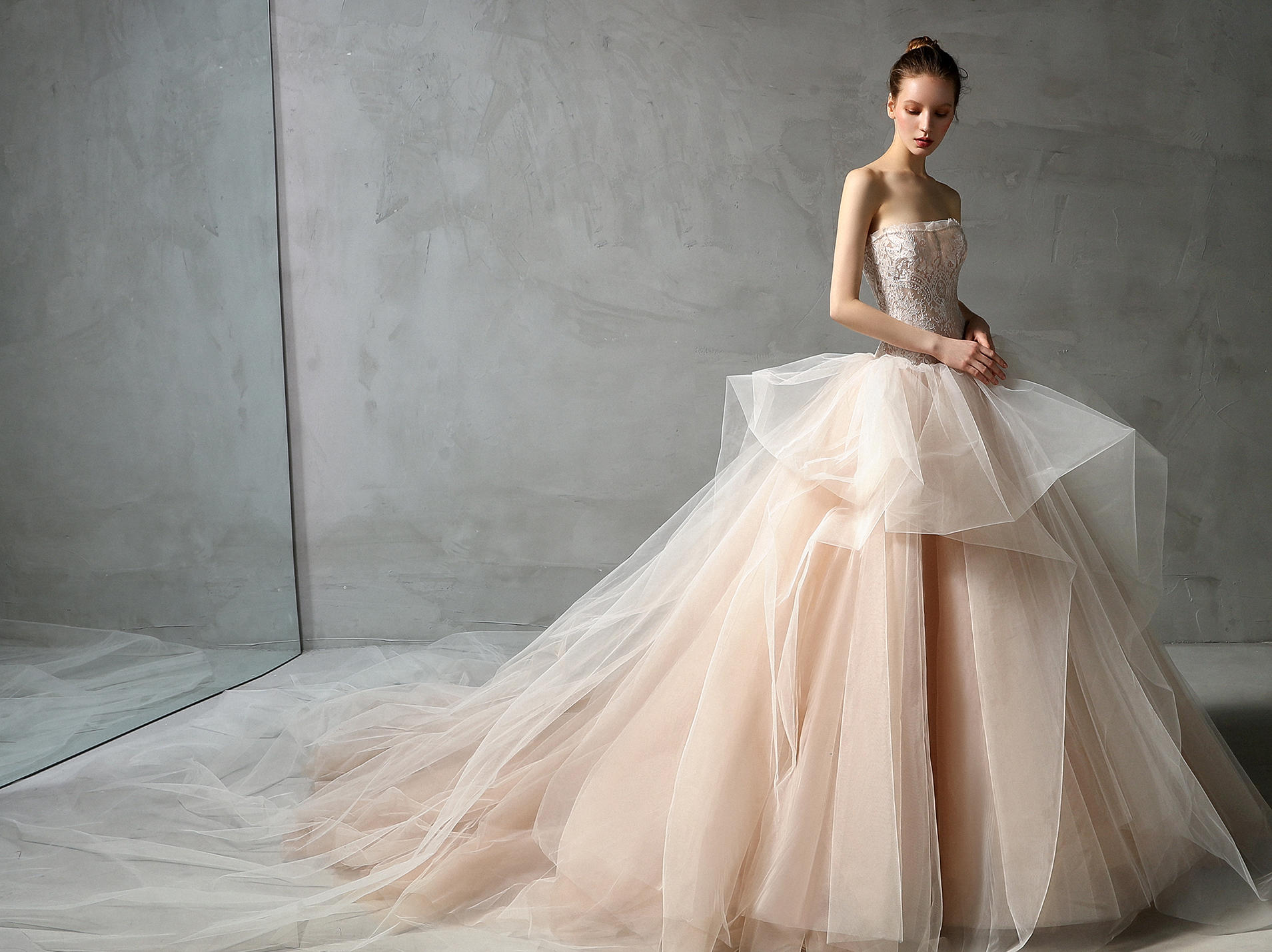 【木槿婚纱一站式套餐】两日七件套+两日总监档跟妆