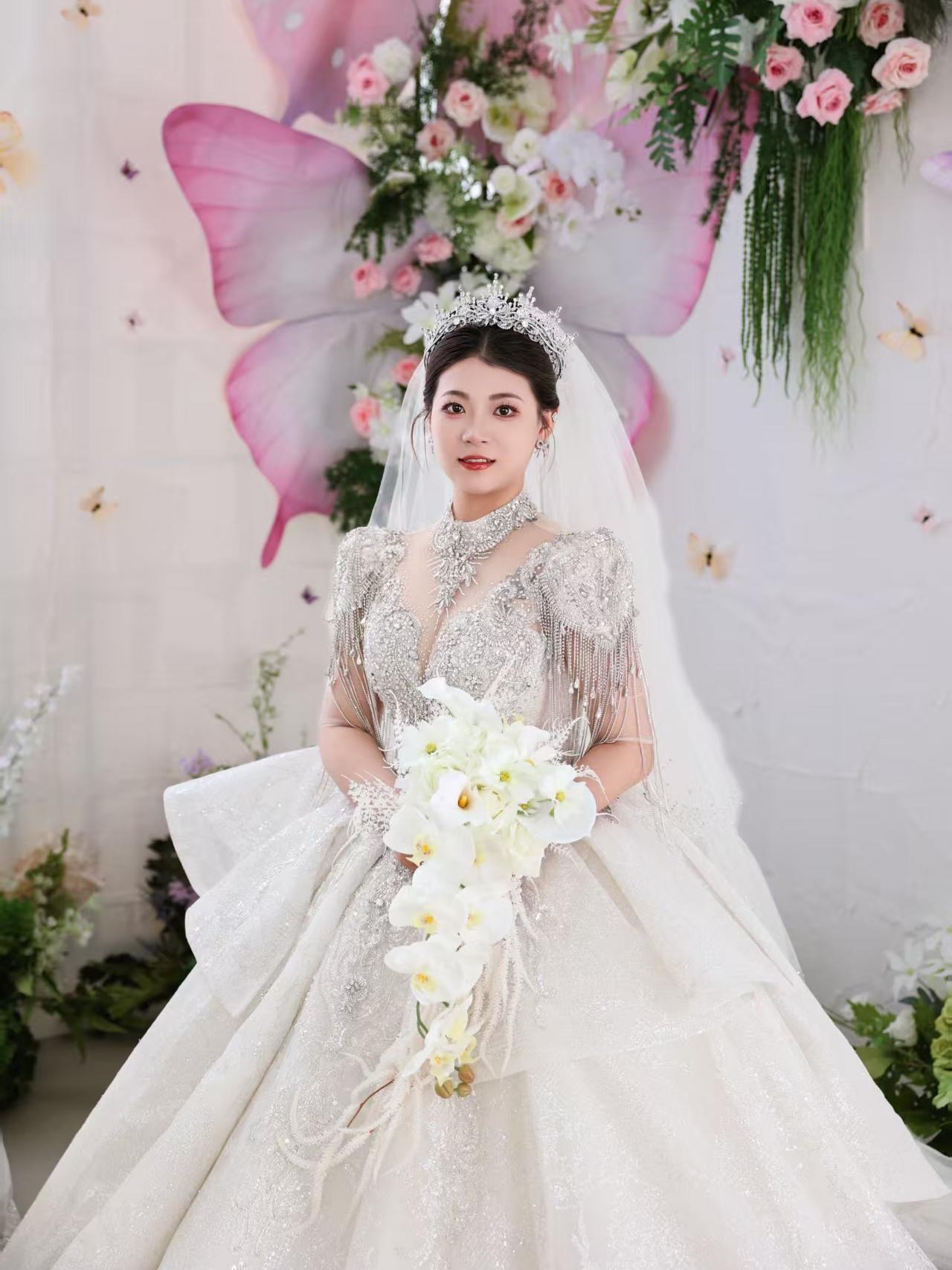 【白芷婚纱】超重工流苏主纱造型