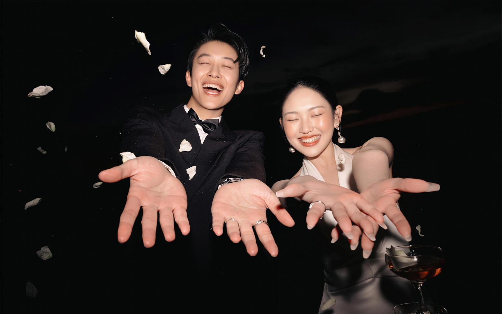 小众夜景氛围感婚纱照