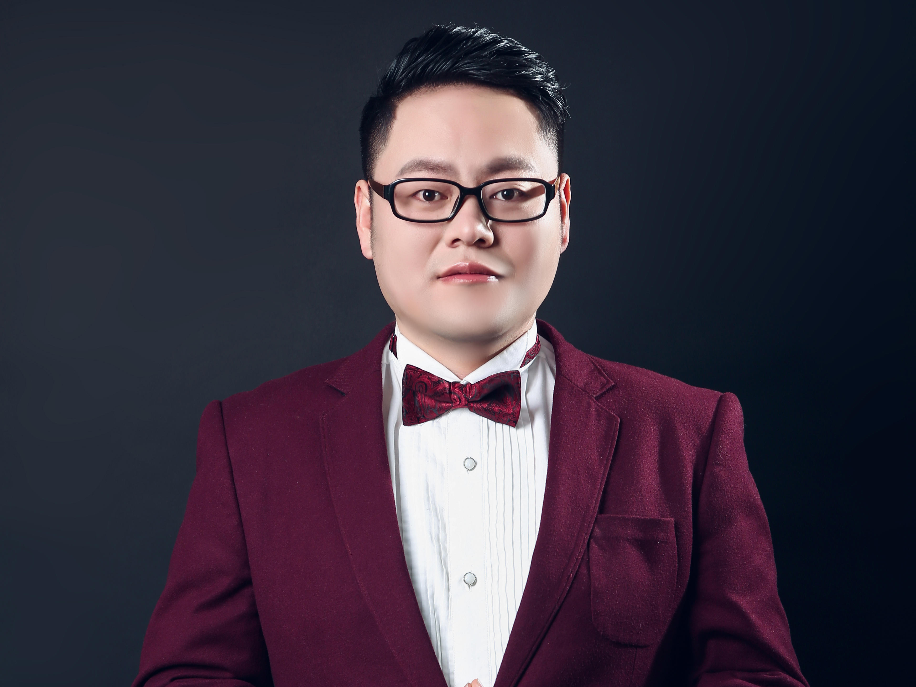 北京首席婚礼主持人+专业流程策划+DJ+音乐执行