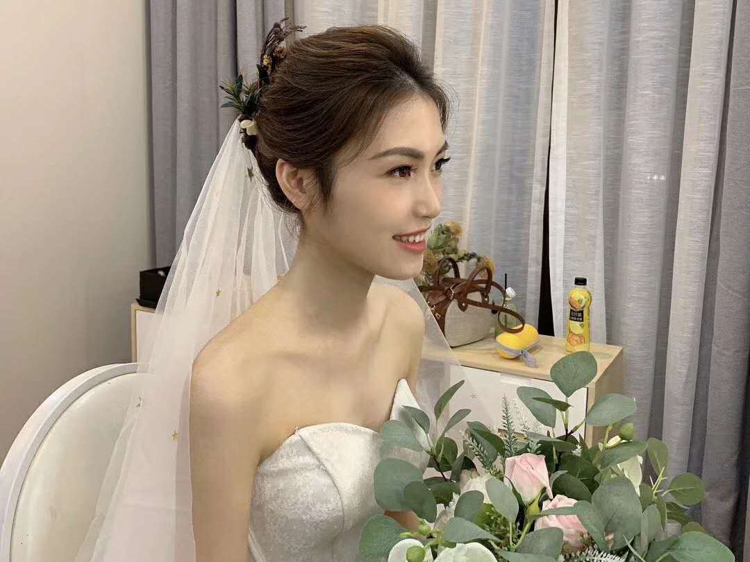 海口市内全程跟妆+美妆造型