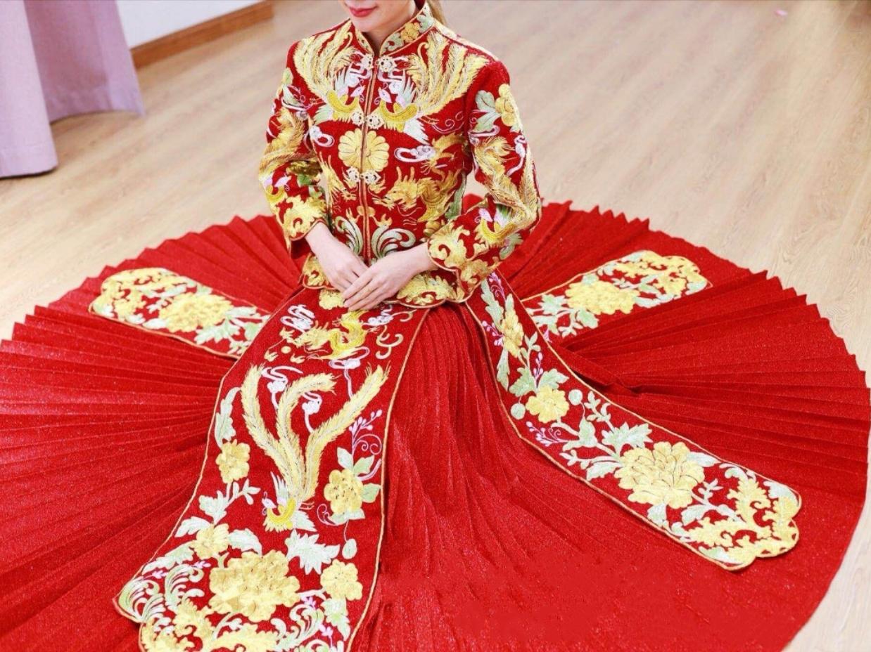 大拖尾仪式纱+中式秀禾+敬酒服7件套婚纱租赁