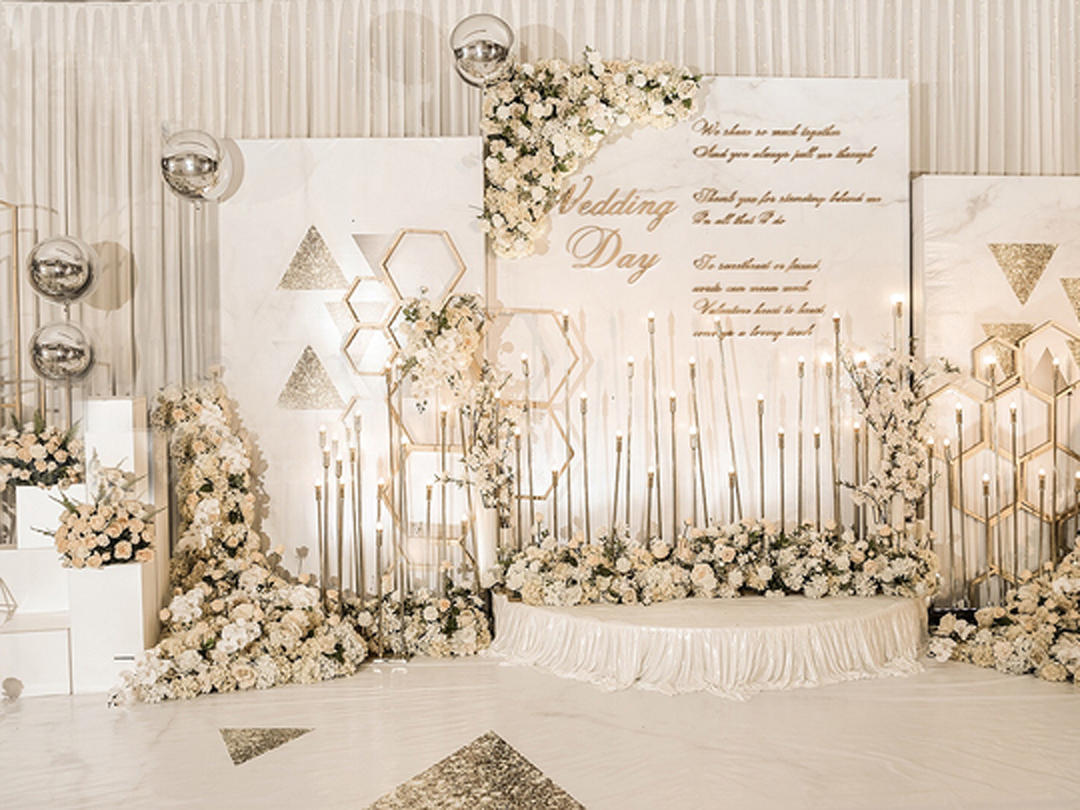 【巴黎情缘婚庆】户外草坪仪式感婚礼