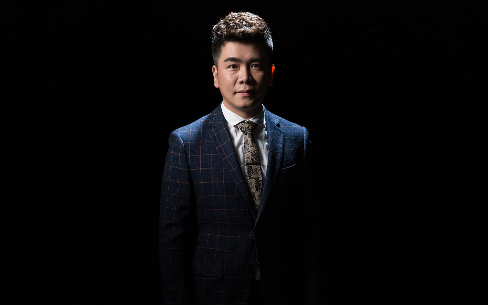 金鹰主持团队主持人·黄鑫