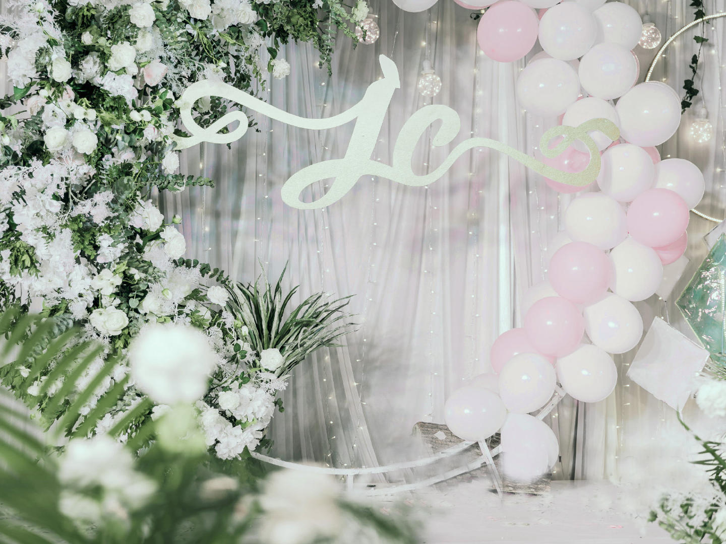 清新白绿色系---浪漫气球---适用低层高宴会厅