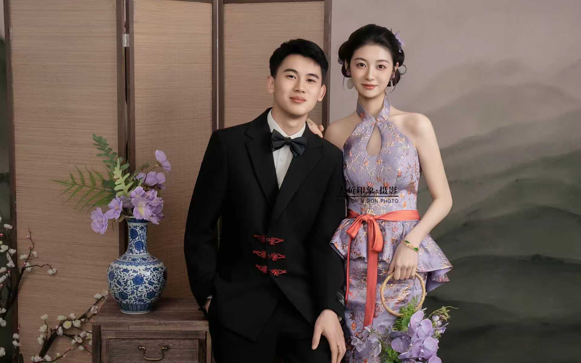 新中式婚紗照｜紫韻青花，愛意入畫??