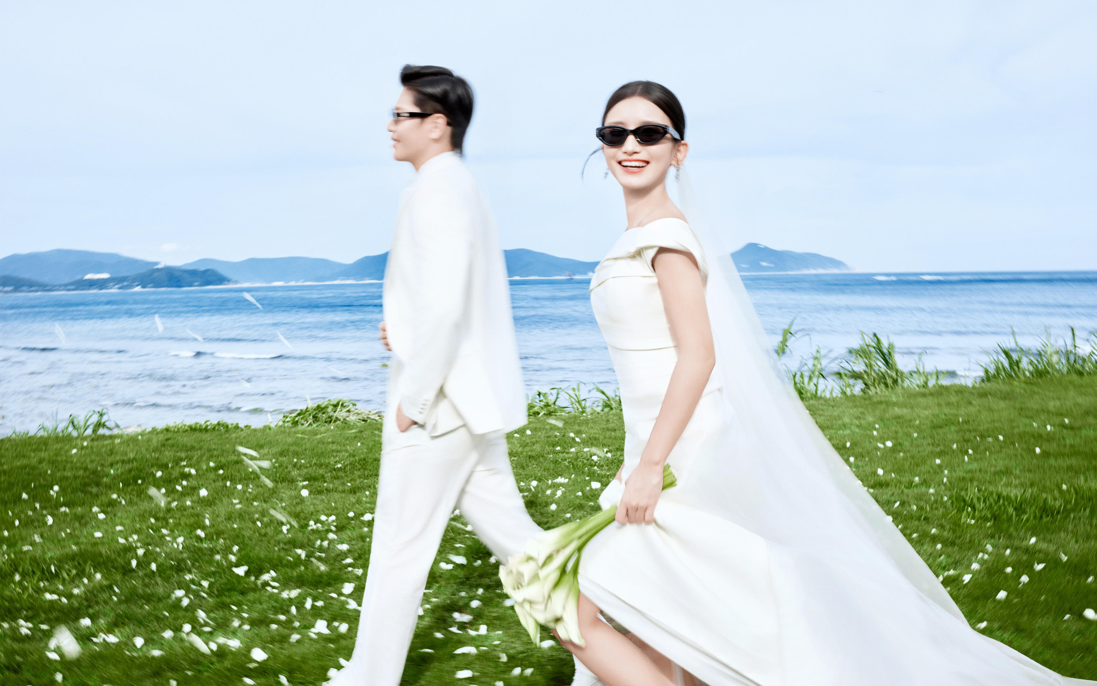 在三亚当了一天电影女主！风与海见证我们草坪婚纱照