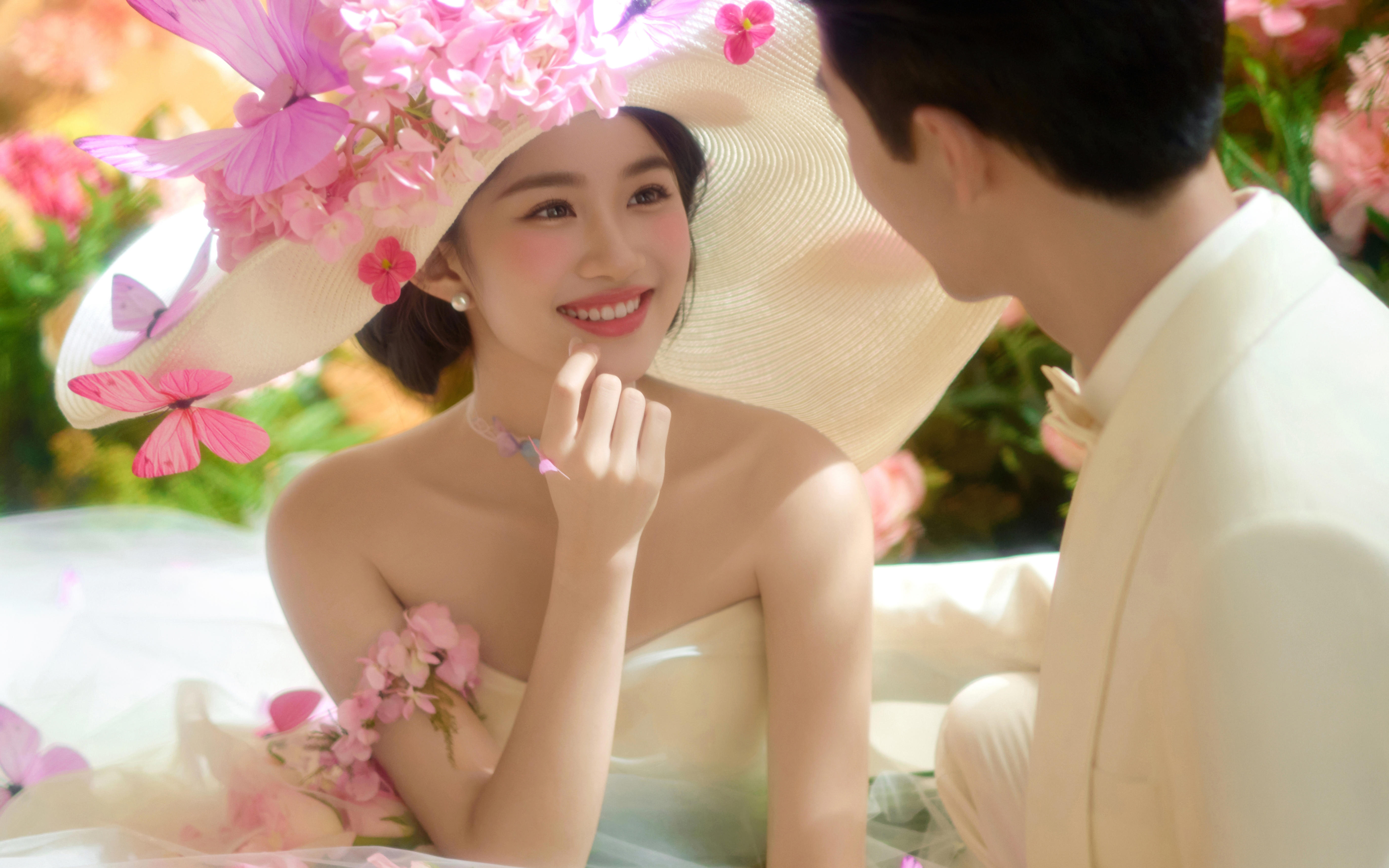 把春天穿在身上，这才是婚纱照的天花板