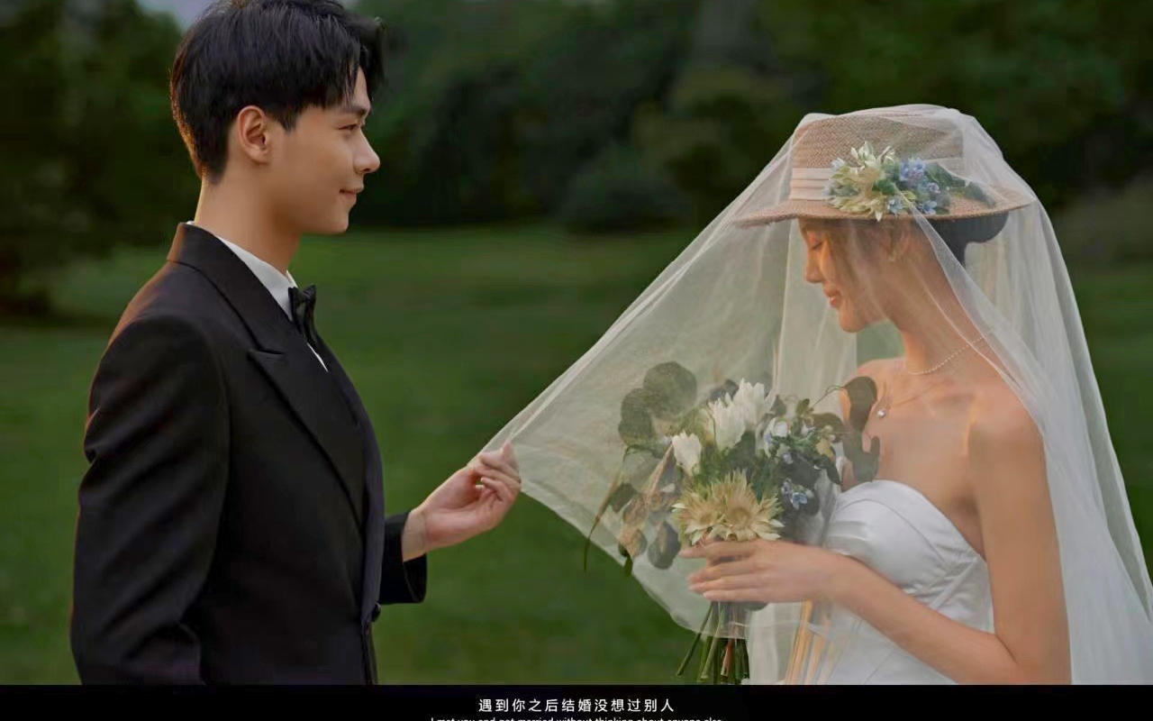 【鹿屿映画】是谁还没拍到森系草坪婚纱照