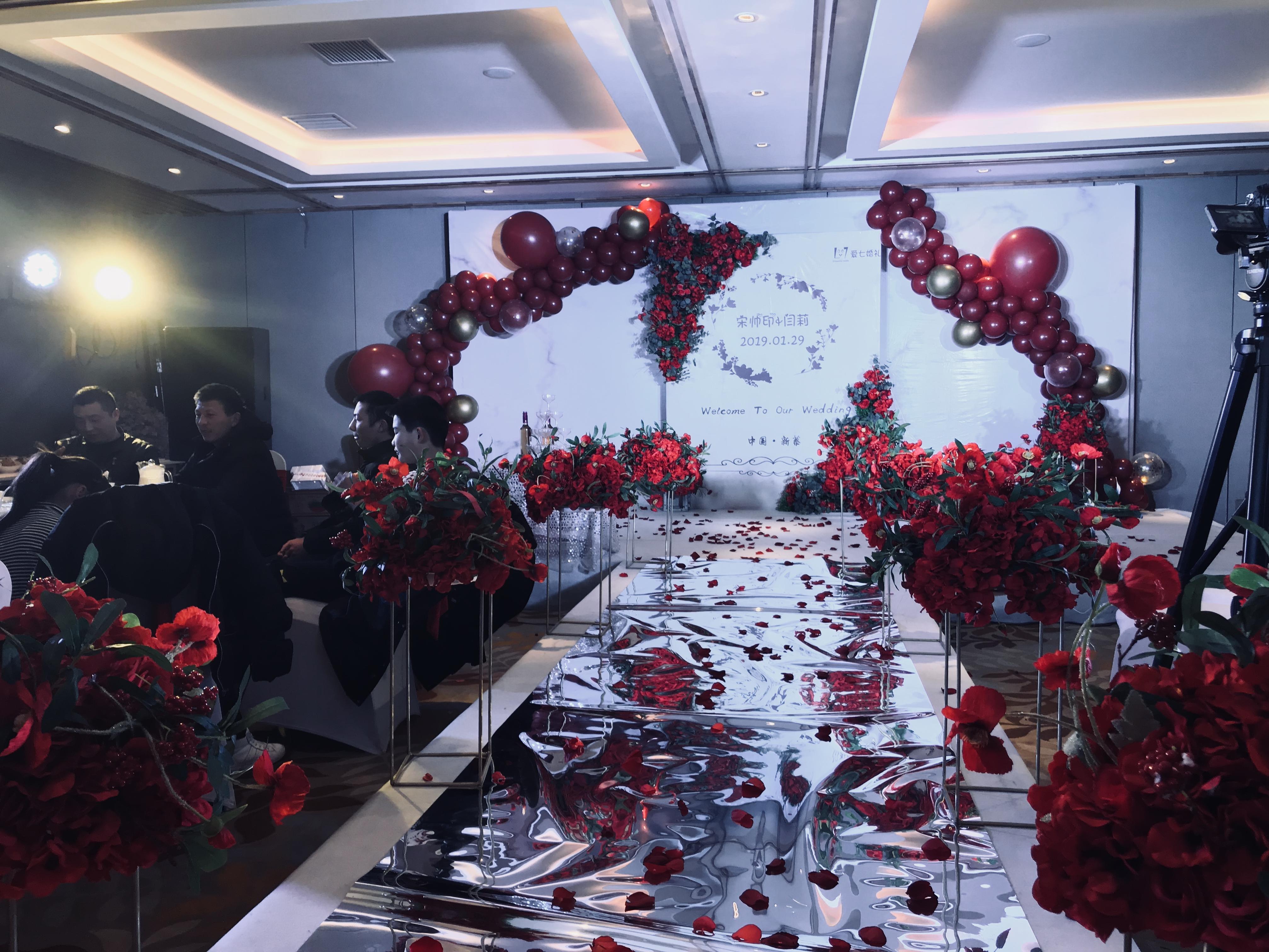 浪漫季节 花艺浓情 时尚婚礼