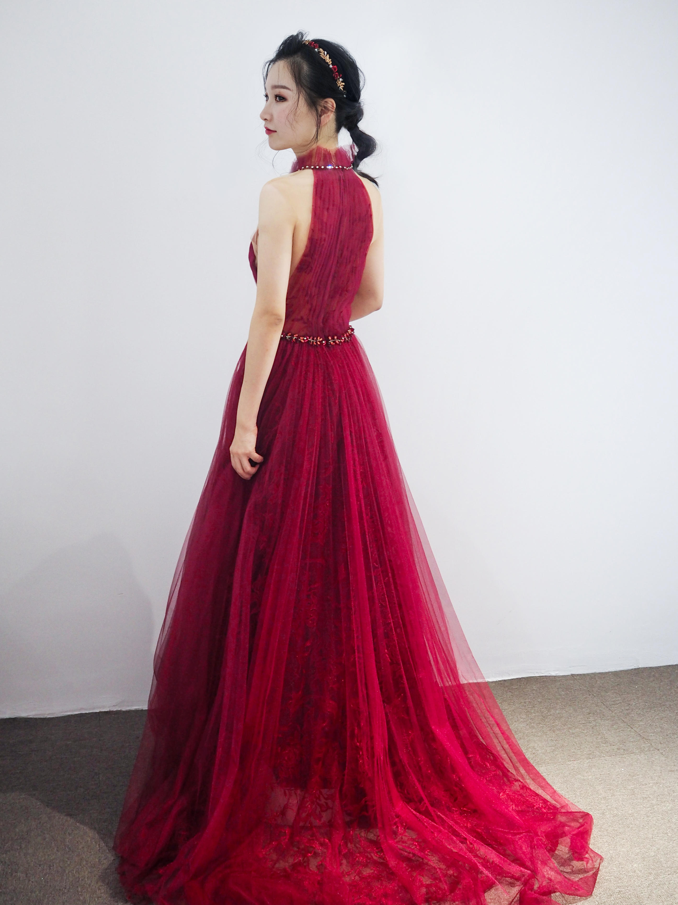 【也宁婚纱】2件套租赁  齐地主纱版