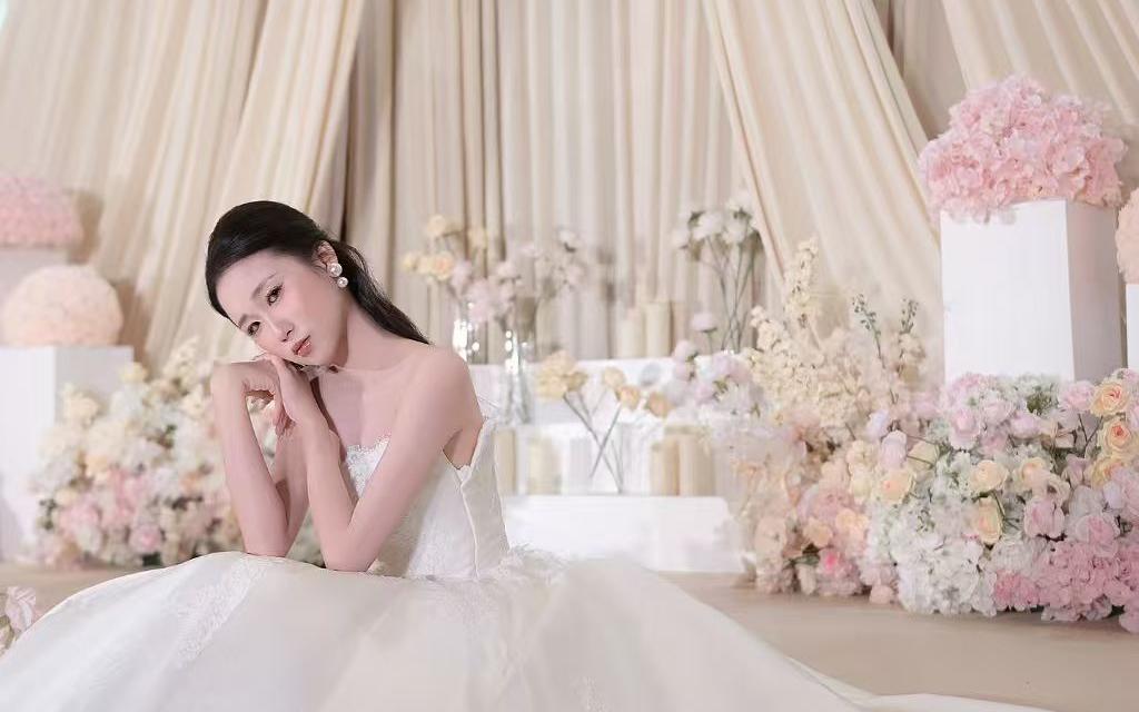 香檳色婚禮7999-9999參考價(jià)