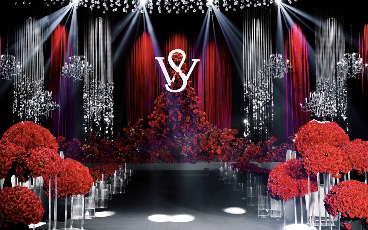 紅色系布幔珠簾水晶亮片婚禮