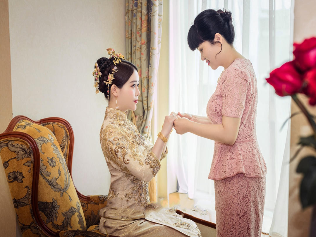 【缪缪轻奢】主纱+秀禾+敬酒+跟妆