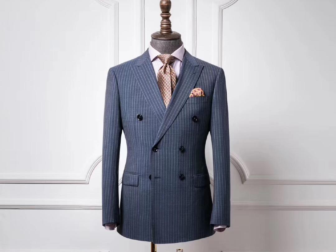 裁圣西服 足不出户可以上门量体裁衣服务的西服定制