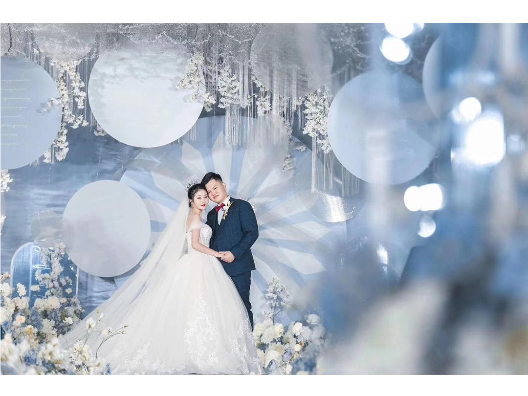 【光年婚礼】网红暗场超高性价比全包婚礼现场