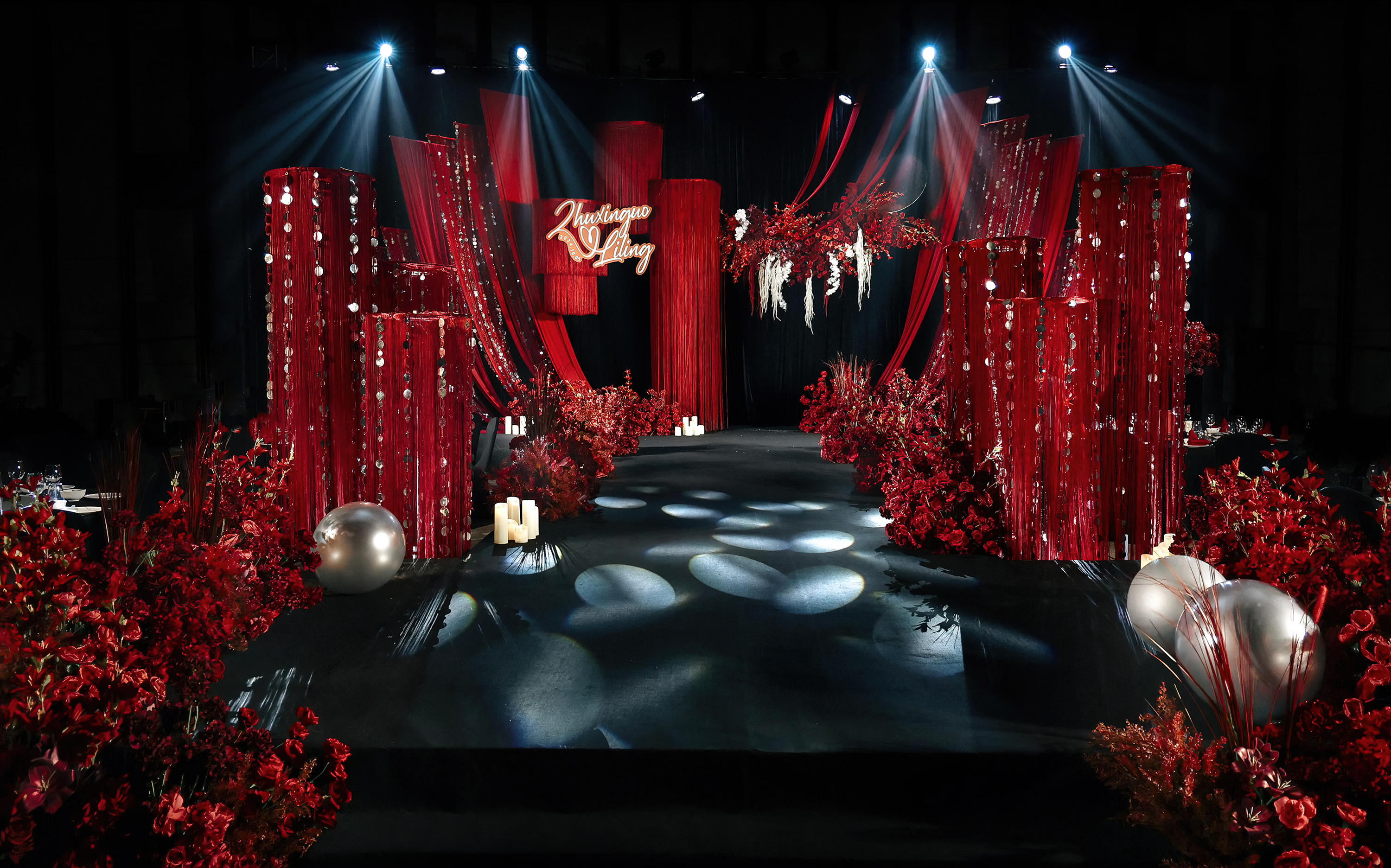 大喜婚礼 红色布缦主题