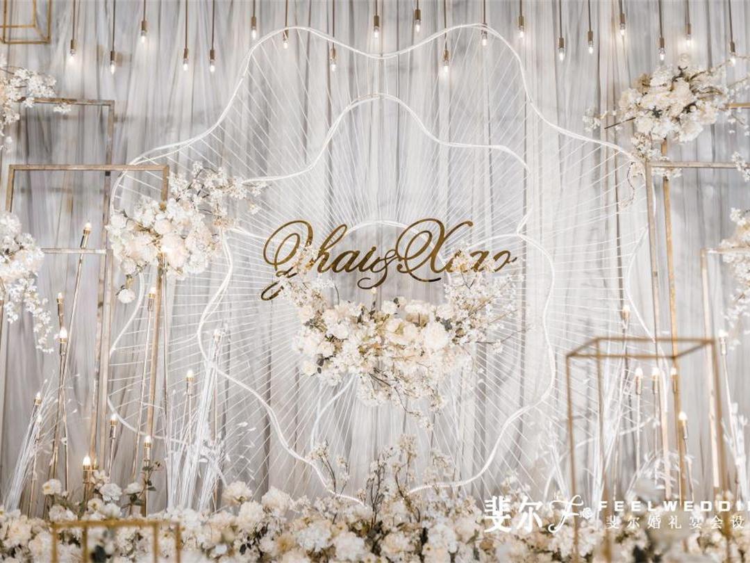 高性价比香槟金婚礼，女神最爱