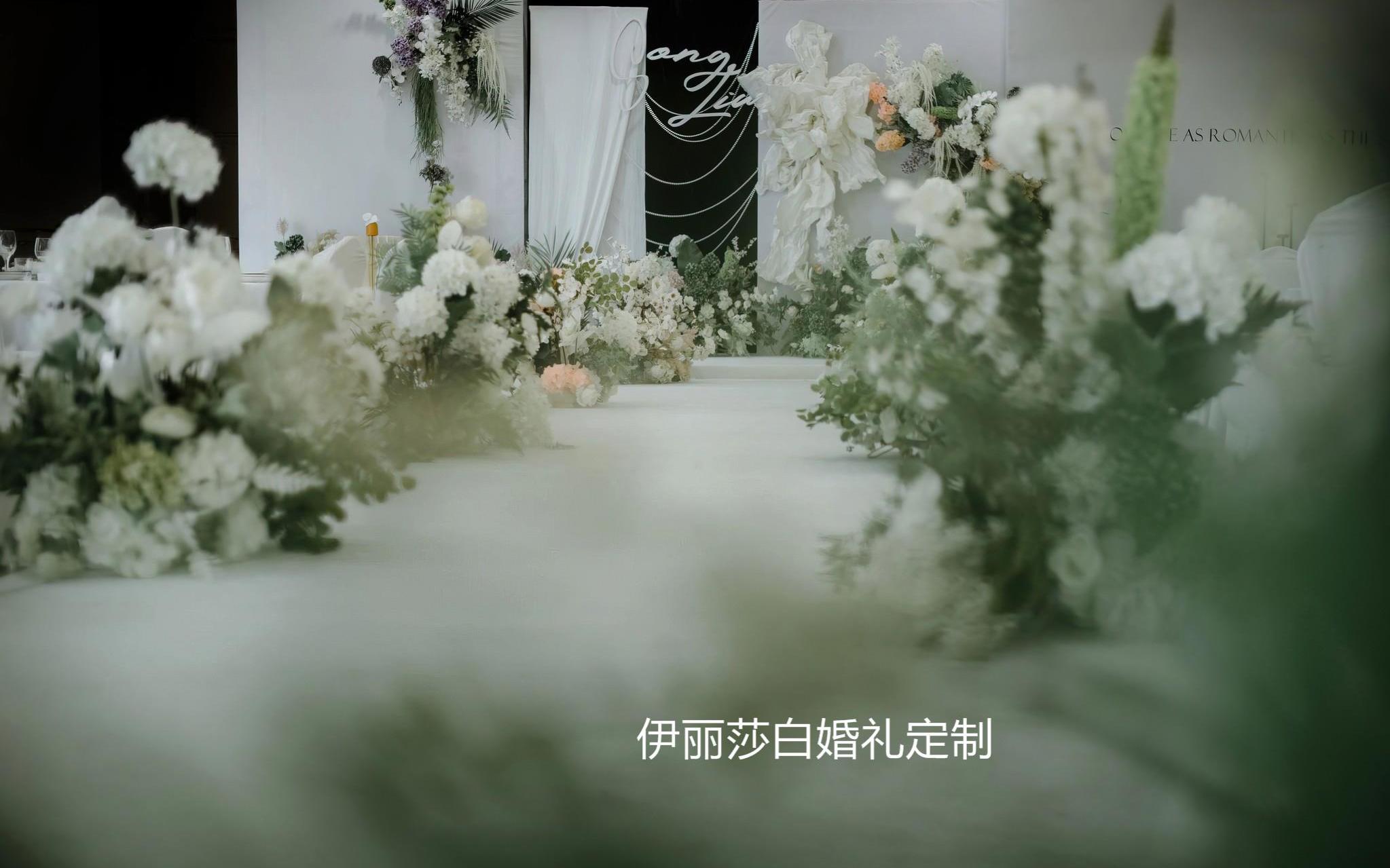 小预算婚庆一站式策划布置+司仪+录像＋跟拍