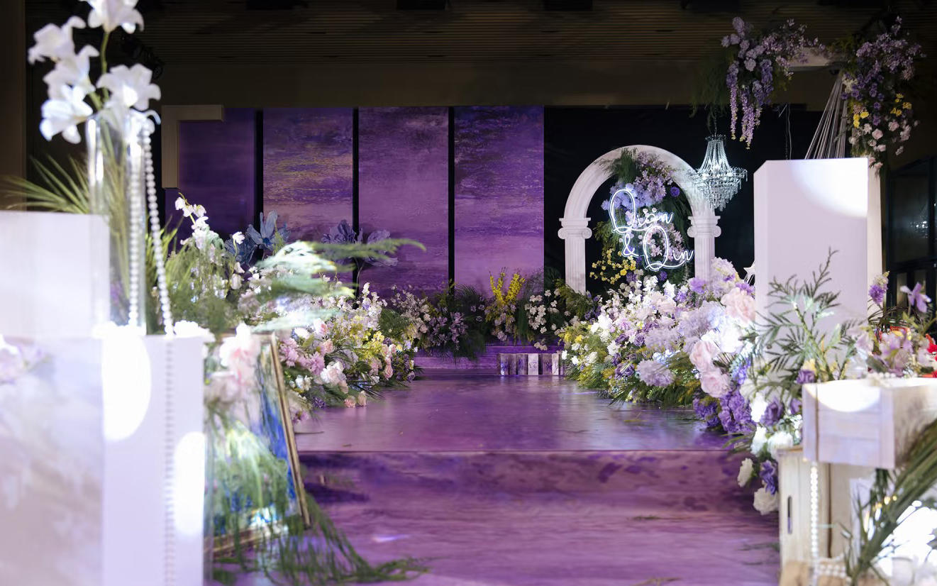 《紫密意境》神秘紫韵撞白色罗马建筑艺术自然婚礼