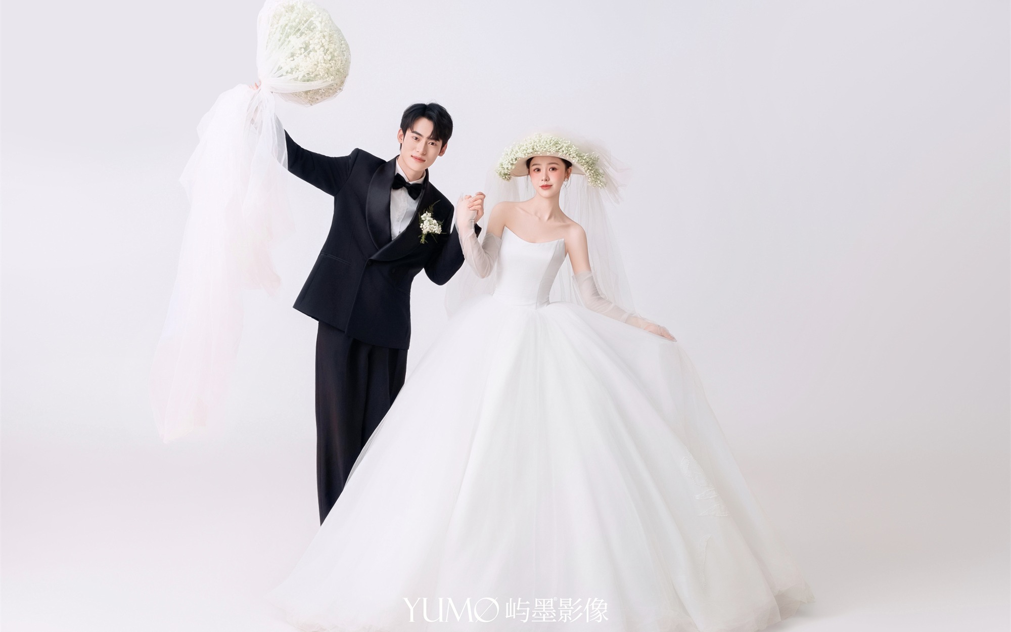 把婚纱照拍成电影🎬 这一刻眼神会说话