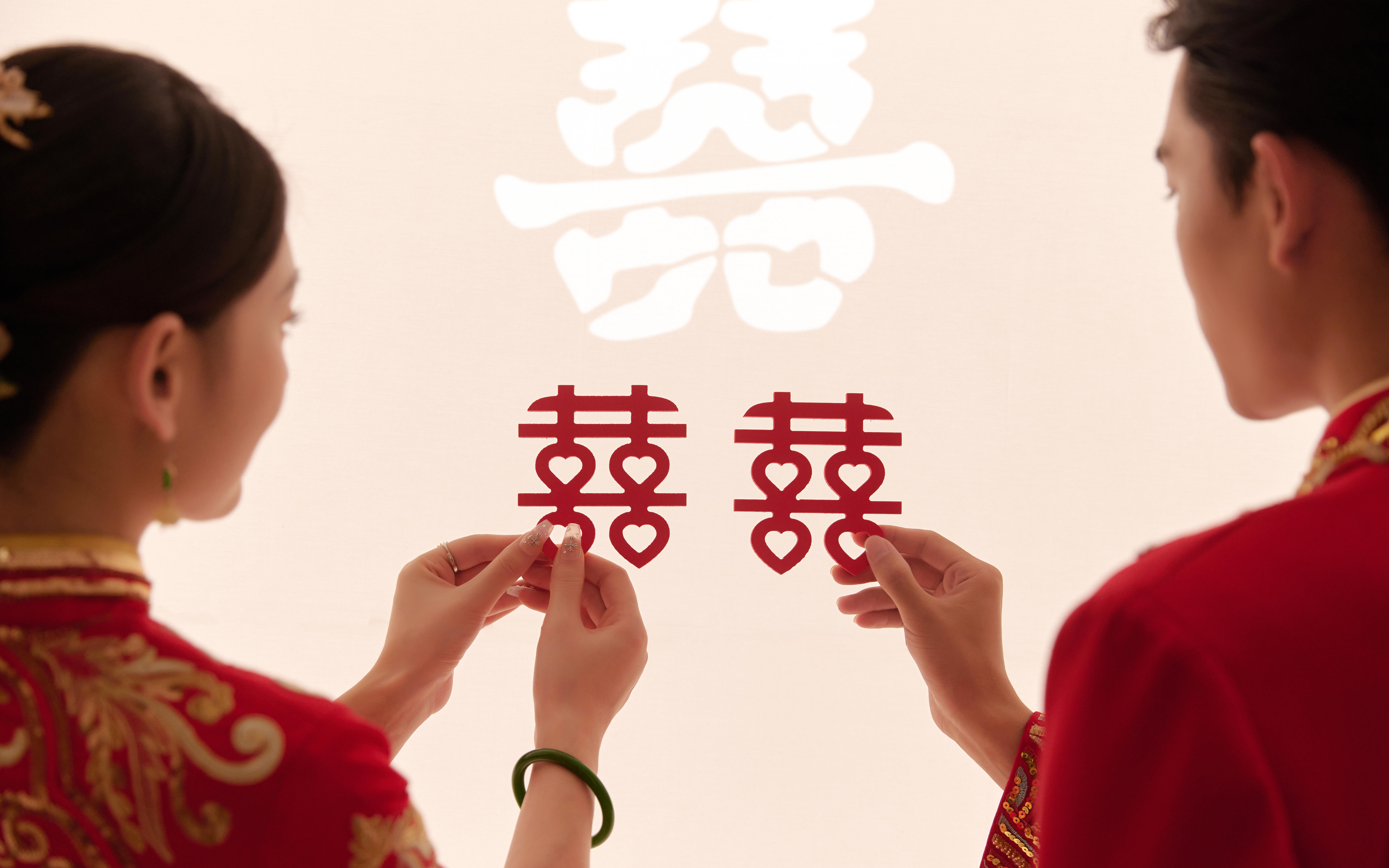 客样 许芊然夫妇