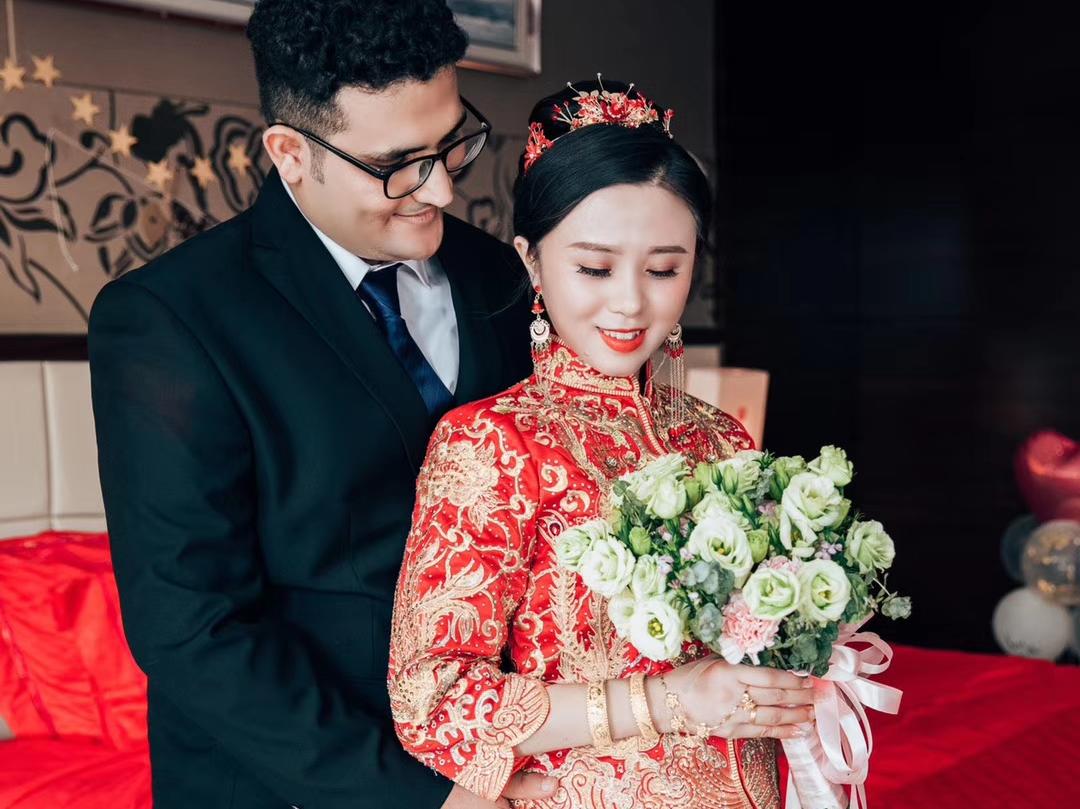 郴州市朵妍美妆造型唯美新娘跟妆+伴娘妆+高档胸贴
