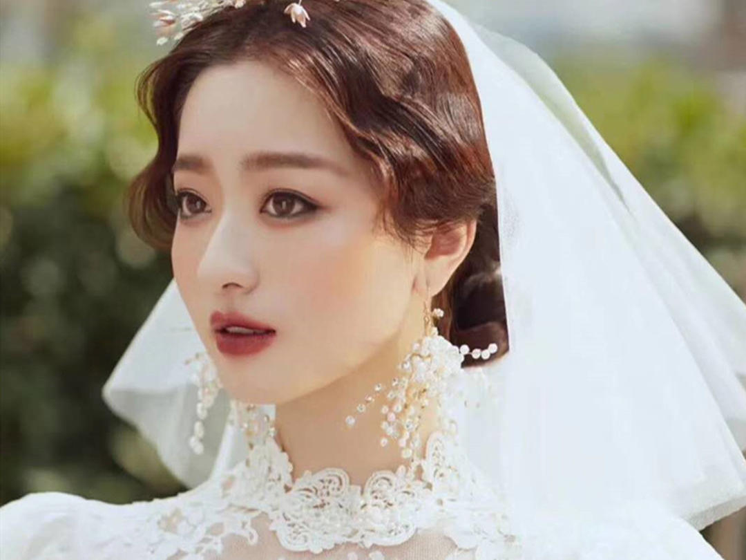 普洱市景谷县新娘跟妆全天3妆3造➕伴娘妆