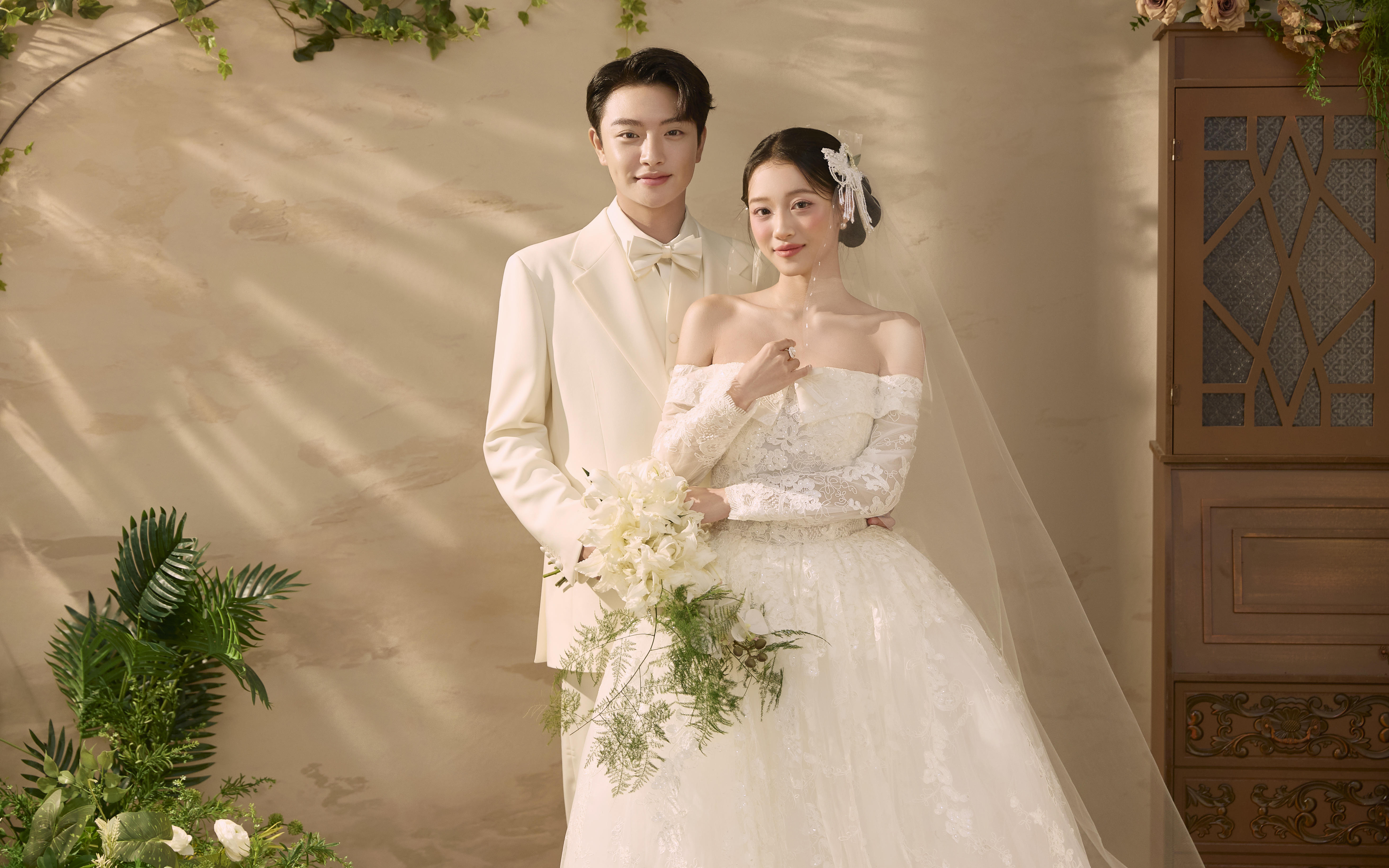 被鲜花和爱意包围的仪式感｜室内花房