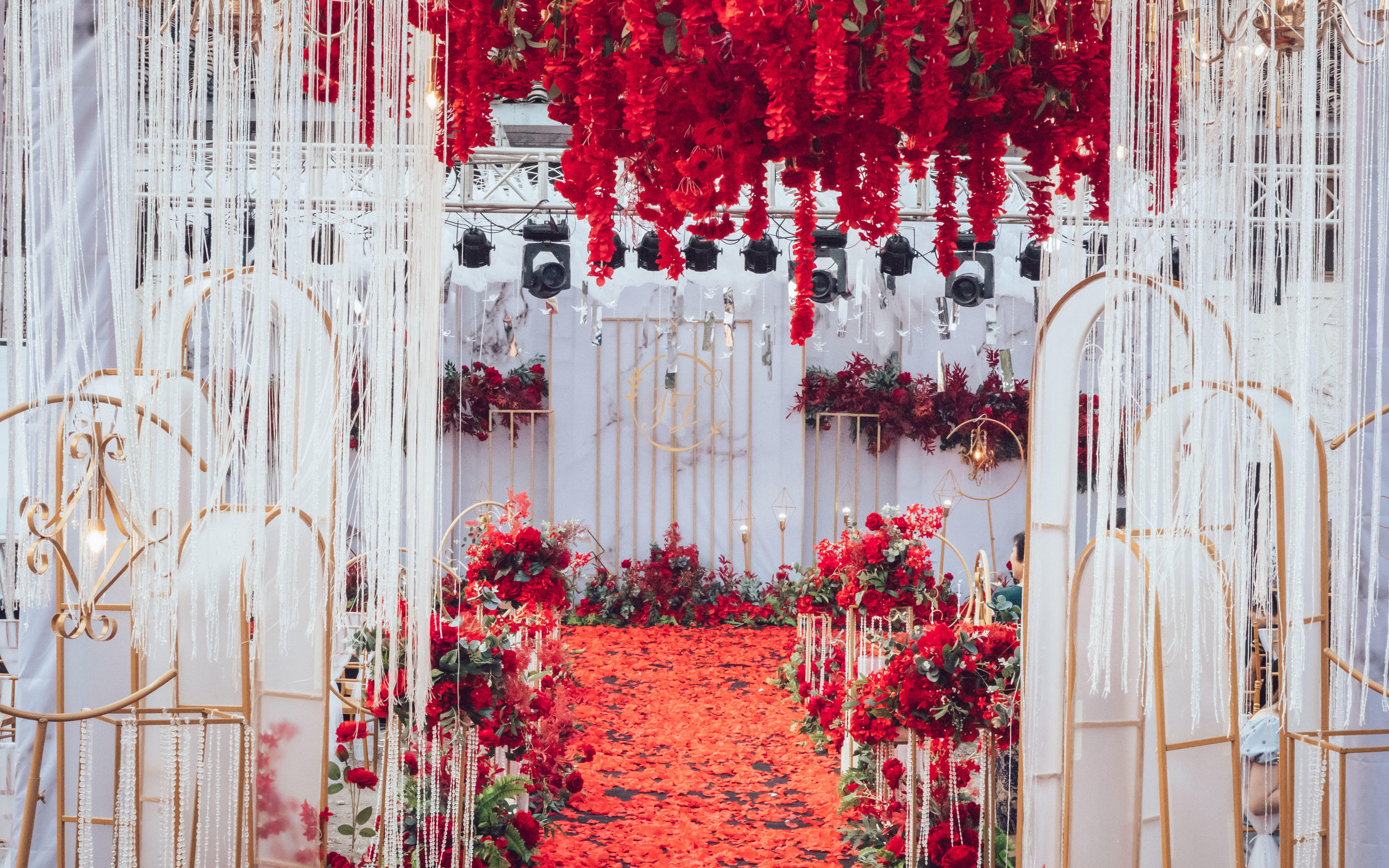 农村婚礼--奢华红色西式婚礼