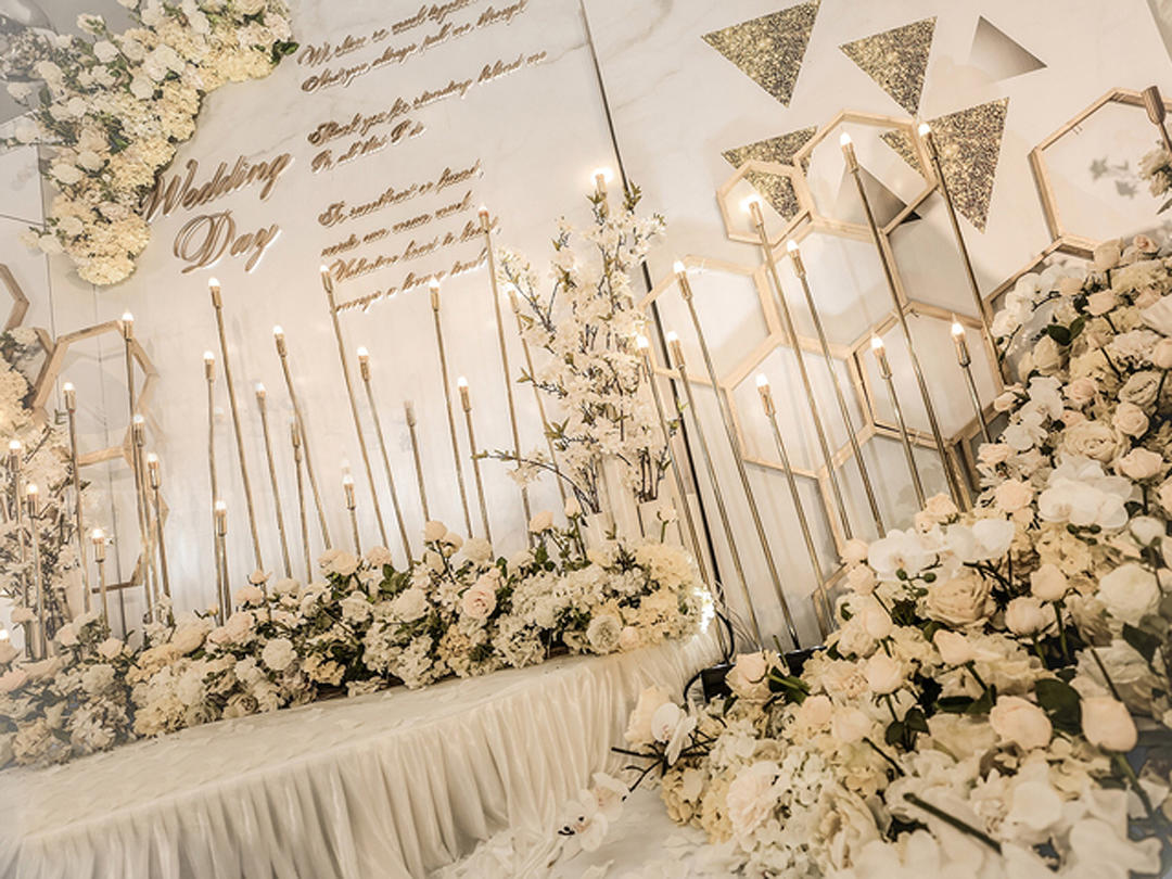 【巴黎情缘婚庆】户外草坪仪式感婚礼