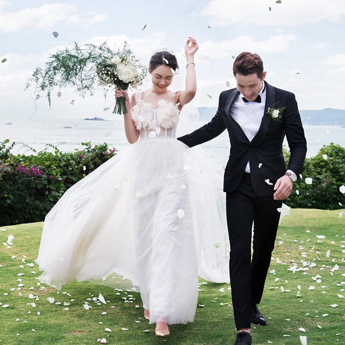 【侬侬】青青草地是你我依恋的芳草地