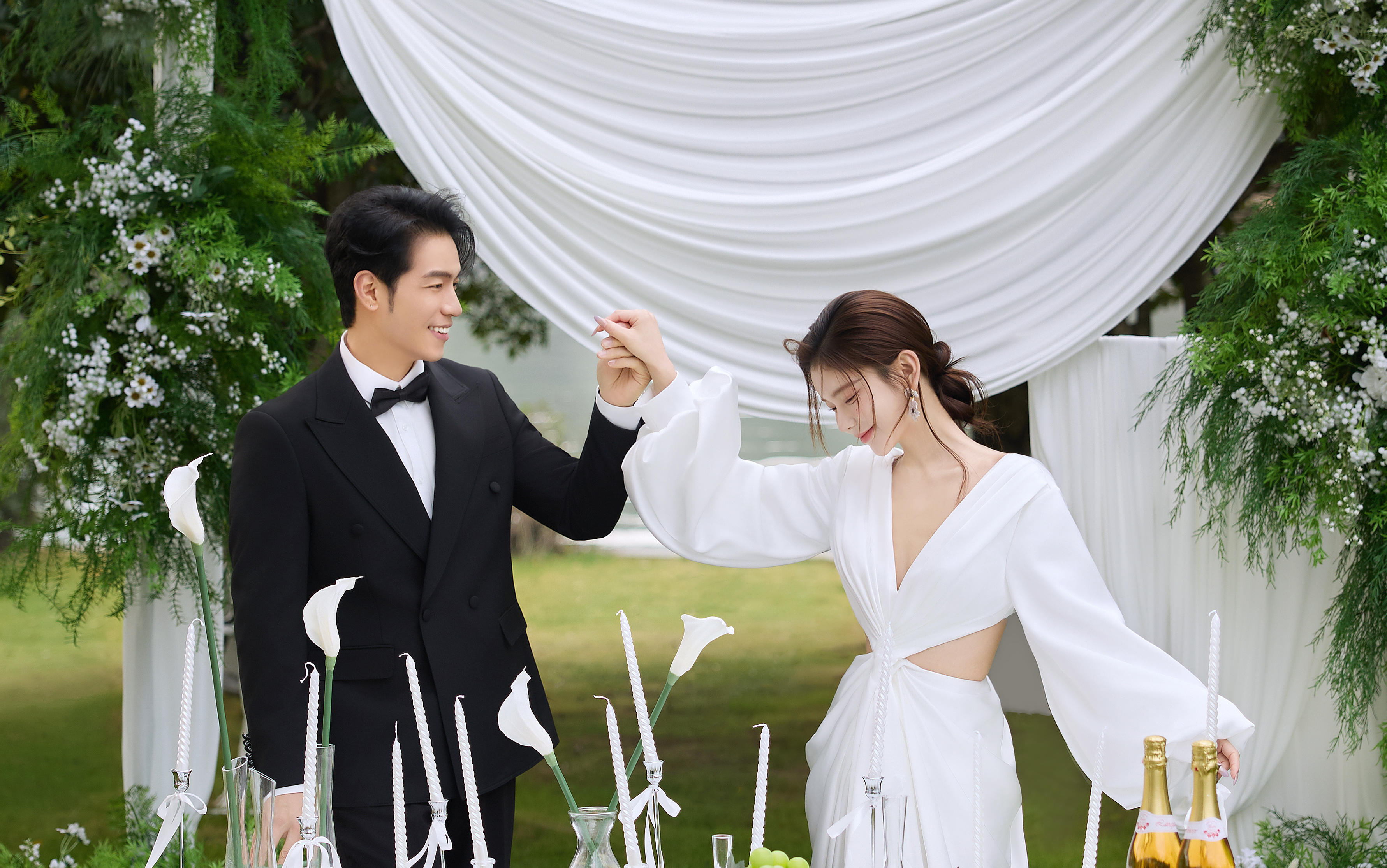 今天的風(fēng)很甜，因?yàn)槭窍奶旌湍???