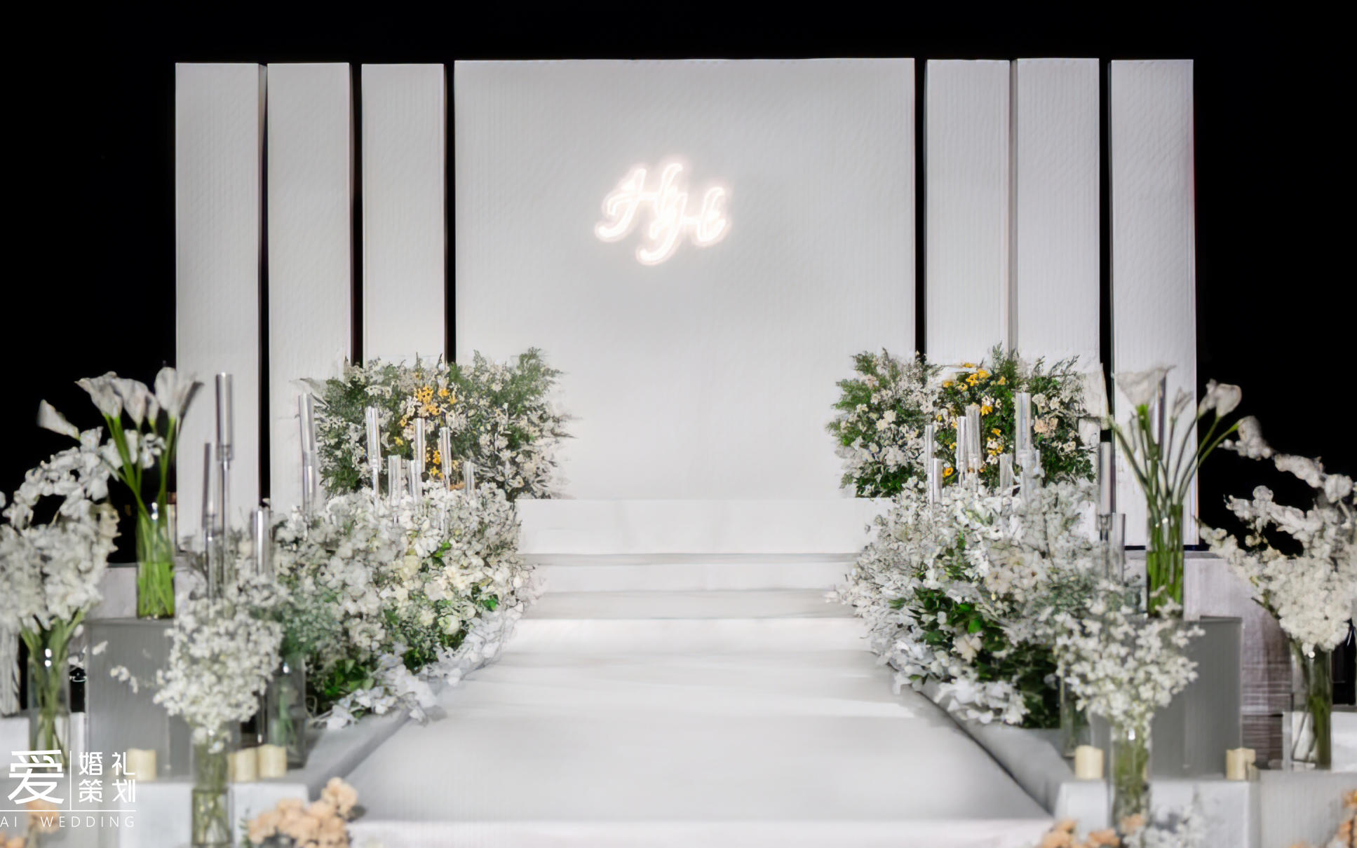 【铭爱婚礼】简约秀场风婚礼
