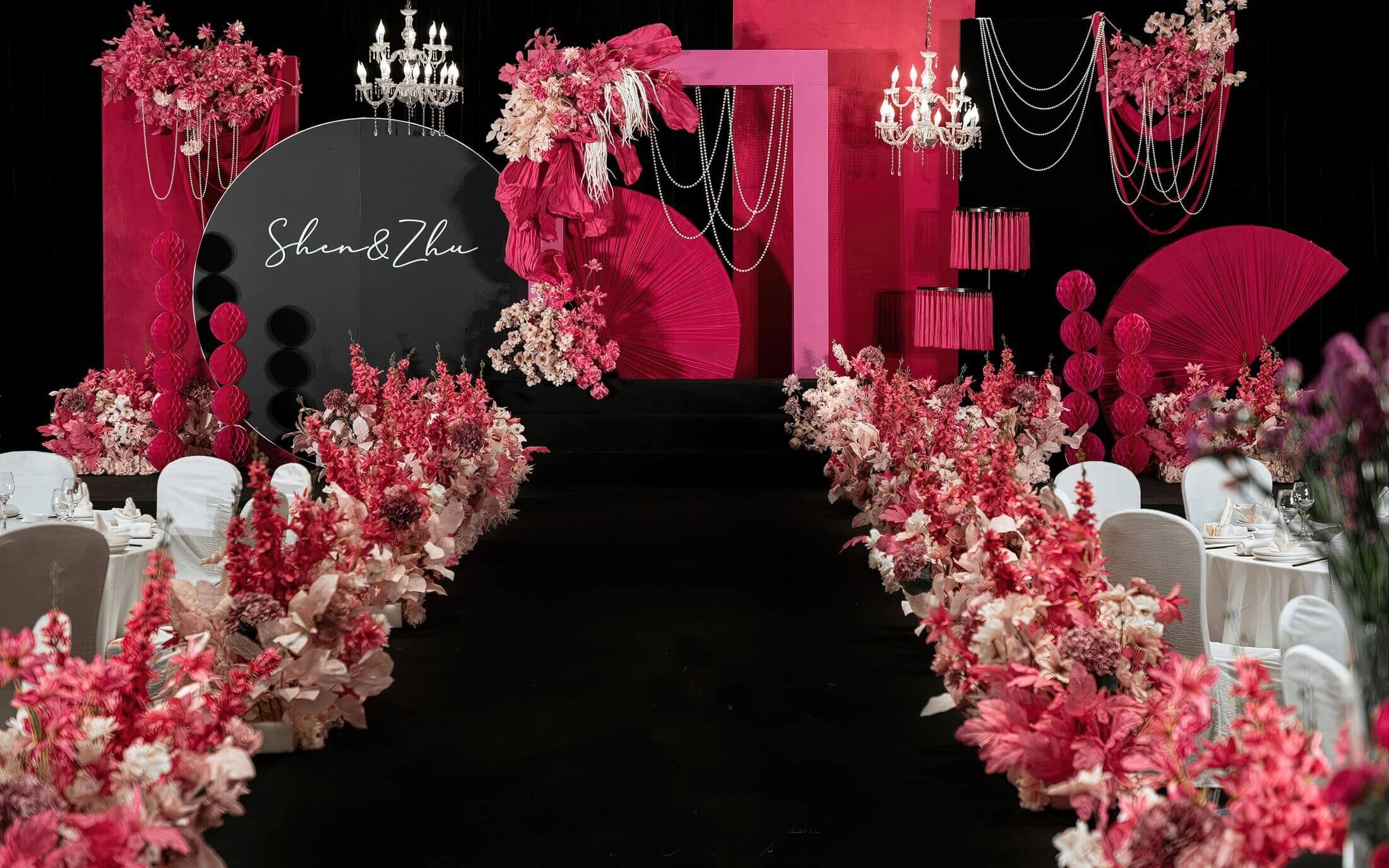 玫紅黑色南洋風(fēng)婚禮