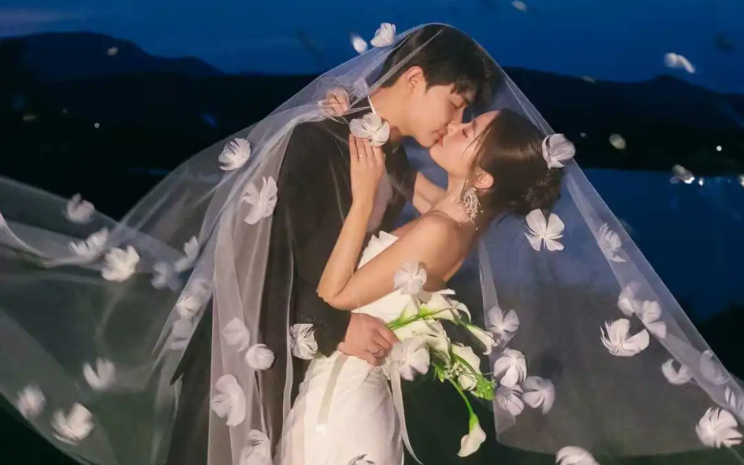 一眼沦陷❗谁又能拒绝南充的夜景江边婚纱照