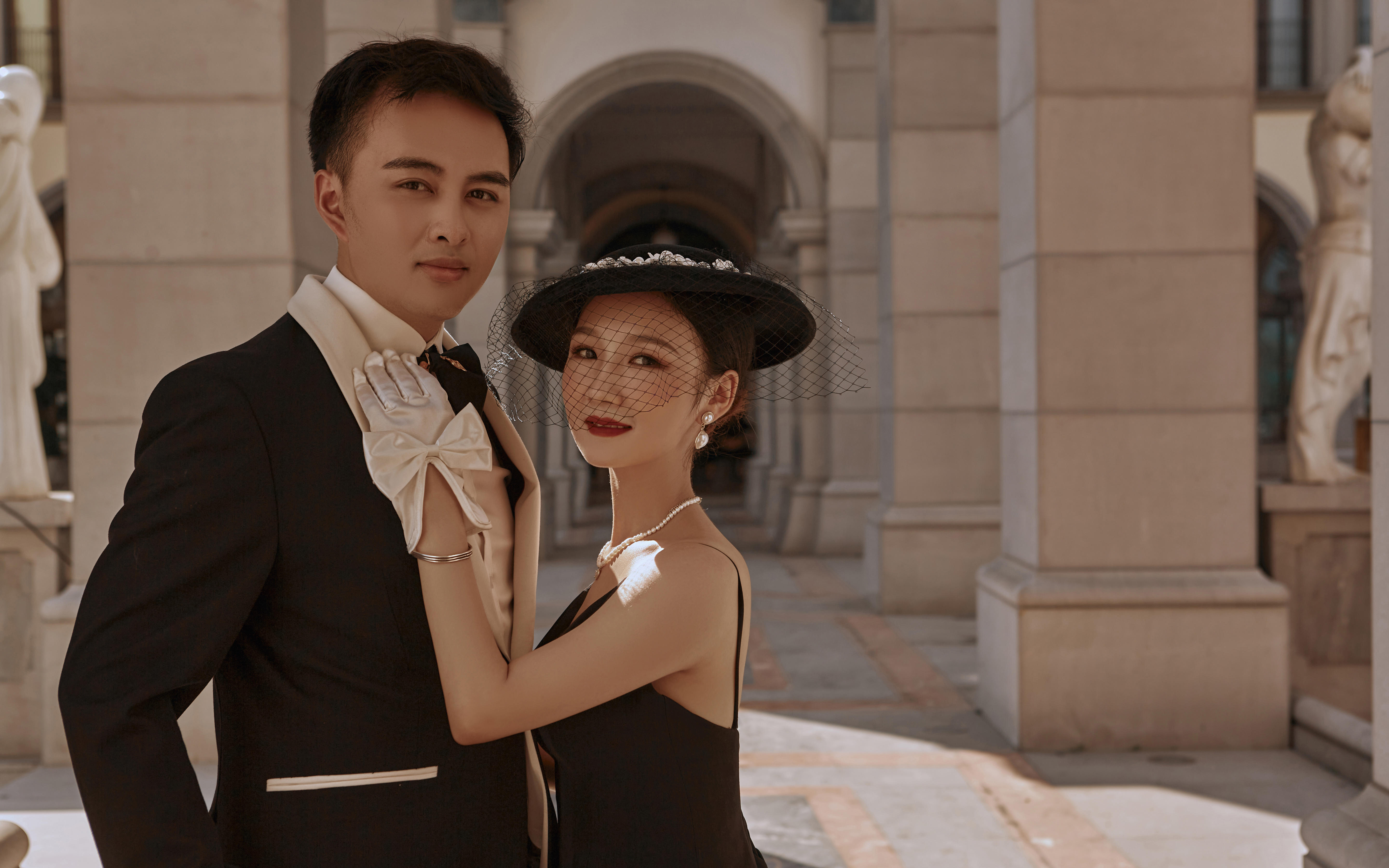 法式赫本风复古婚纱照