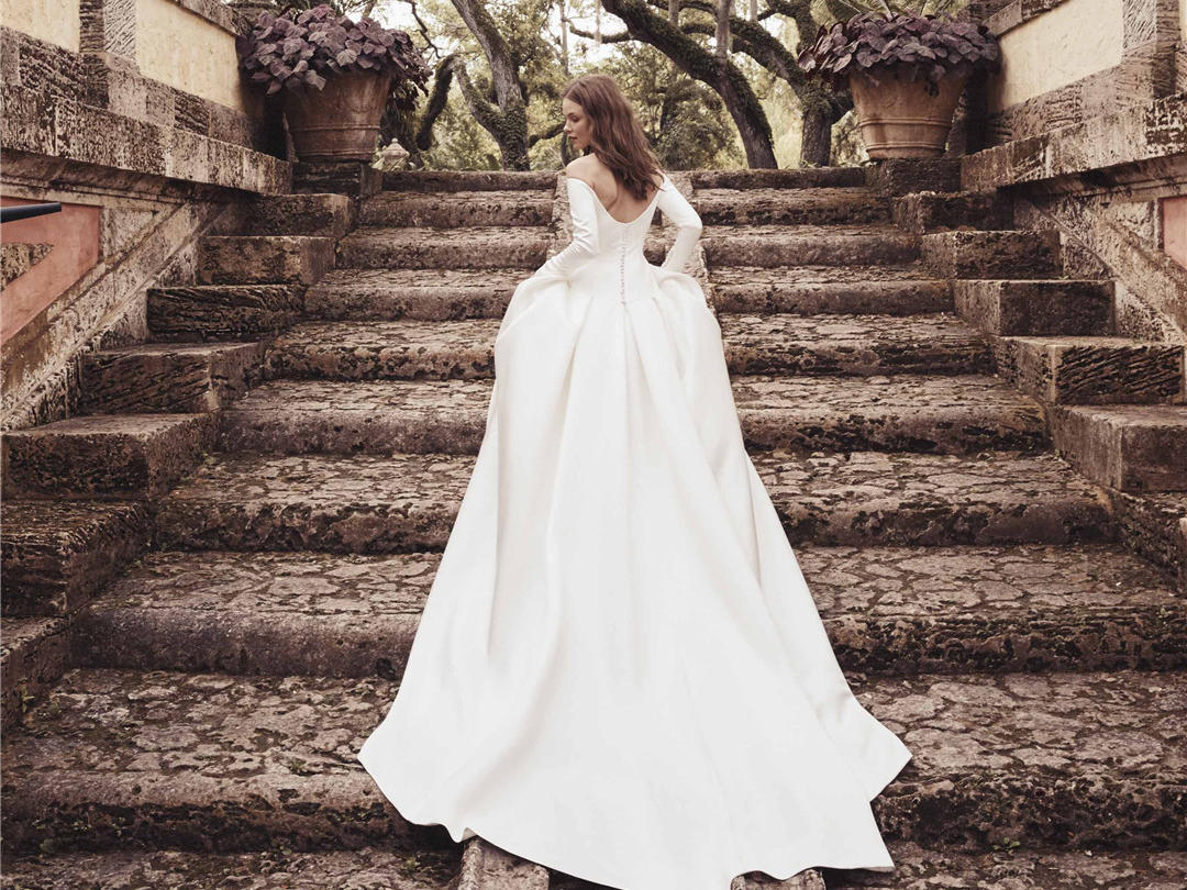 【喜贝婚嫁】秀禾服主婚纱敬酒服4件伴娘服