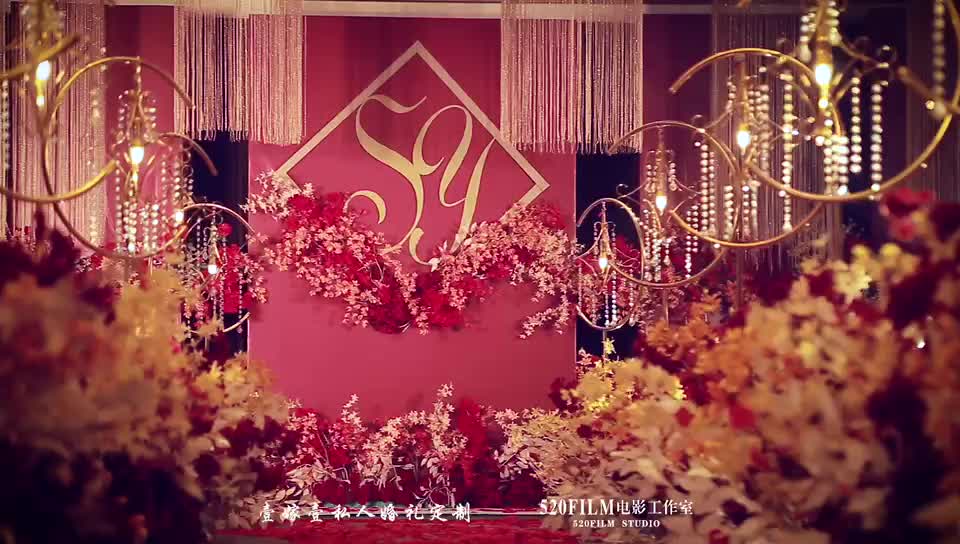 【送云南6天5晚豪华游】大金刚全包+婚礼布置全包