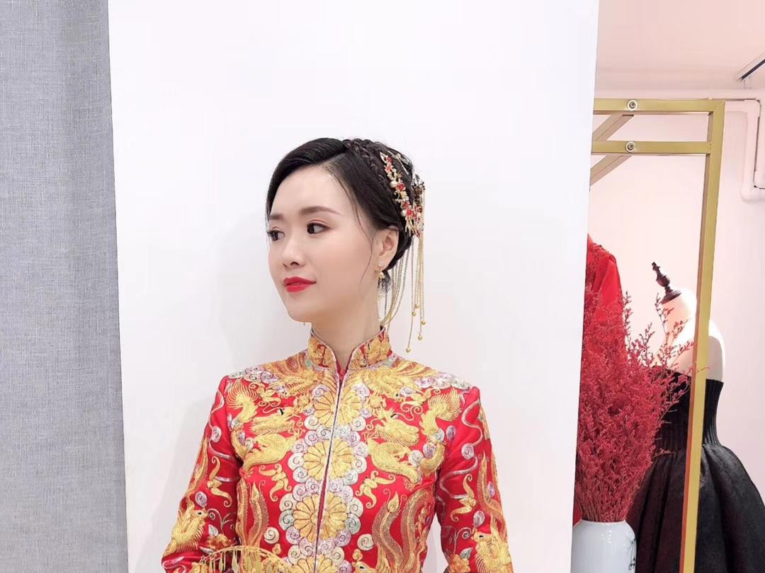 凯瑟琳婚纱礼服化妆造型主管老师 全程跟妆