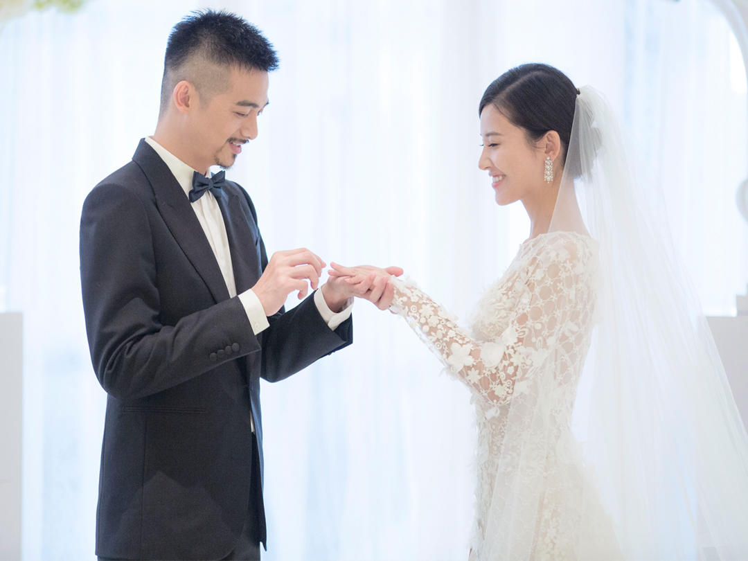 【明星同款】杨子姗同款TONY WARD婚纱